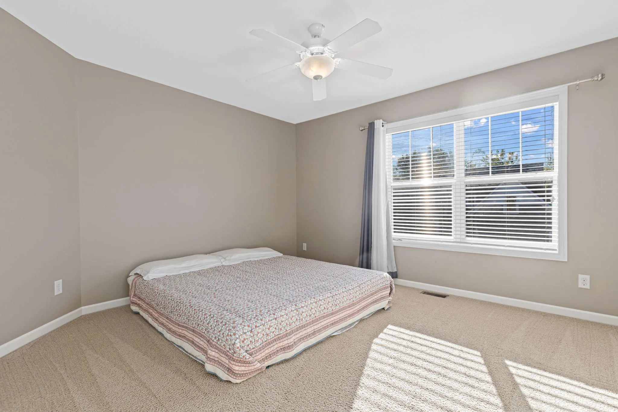 Photo 32 of 626 Eastgate Parkway