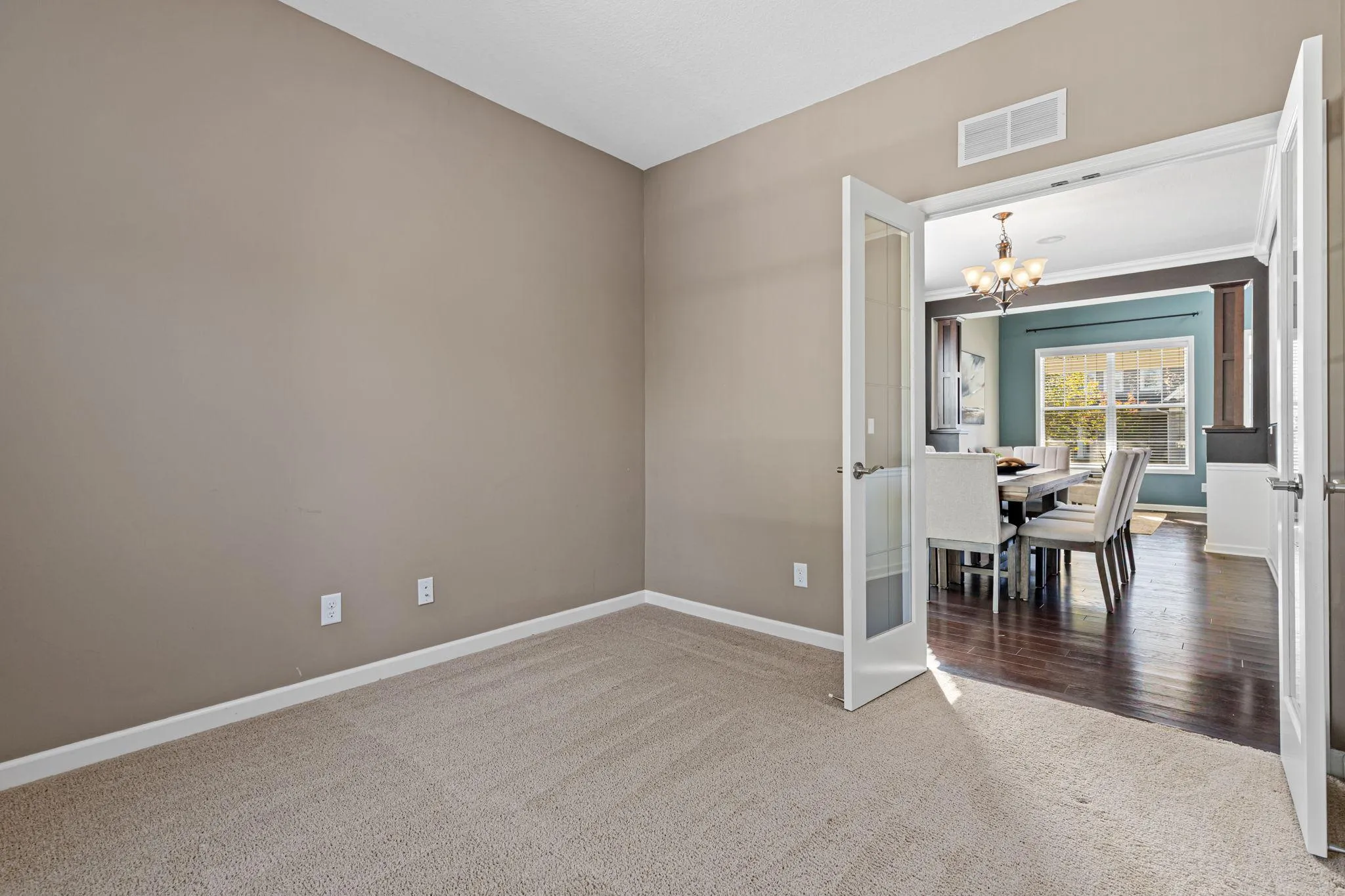Photo 20 of 626 Eastgate Parkway