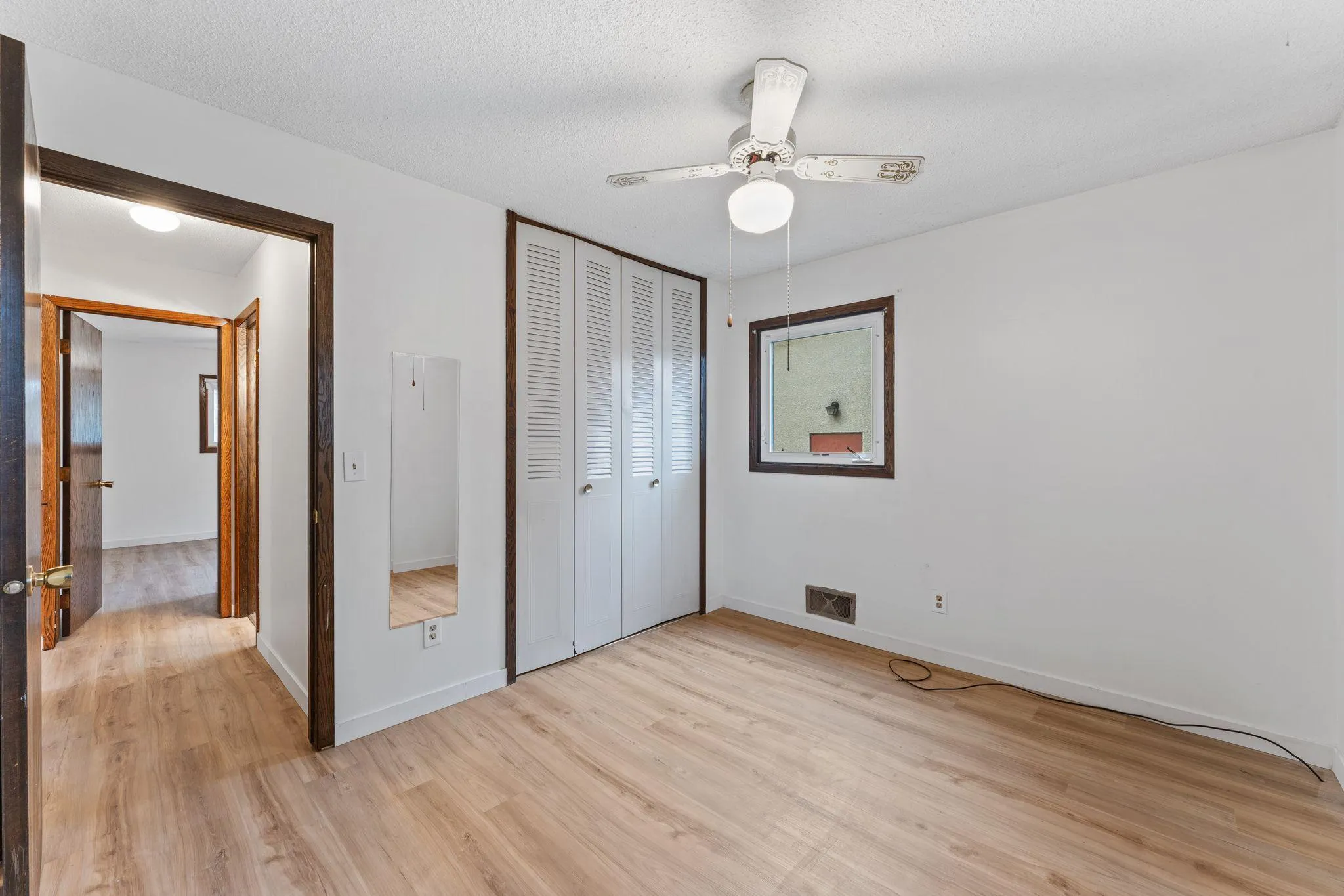 Photo 19 of 441 Skillman E Avenue