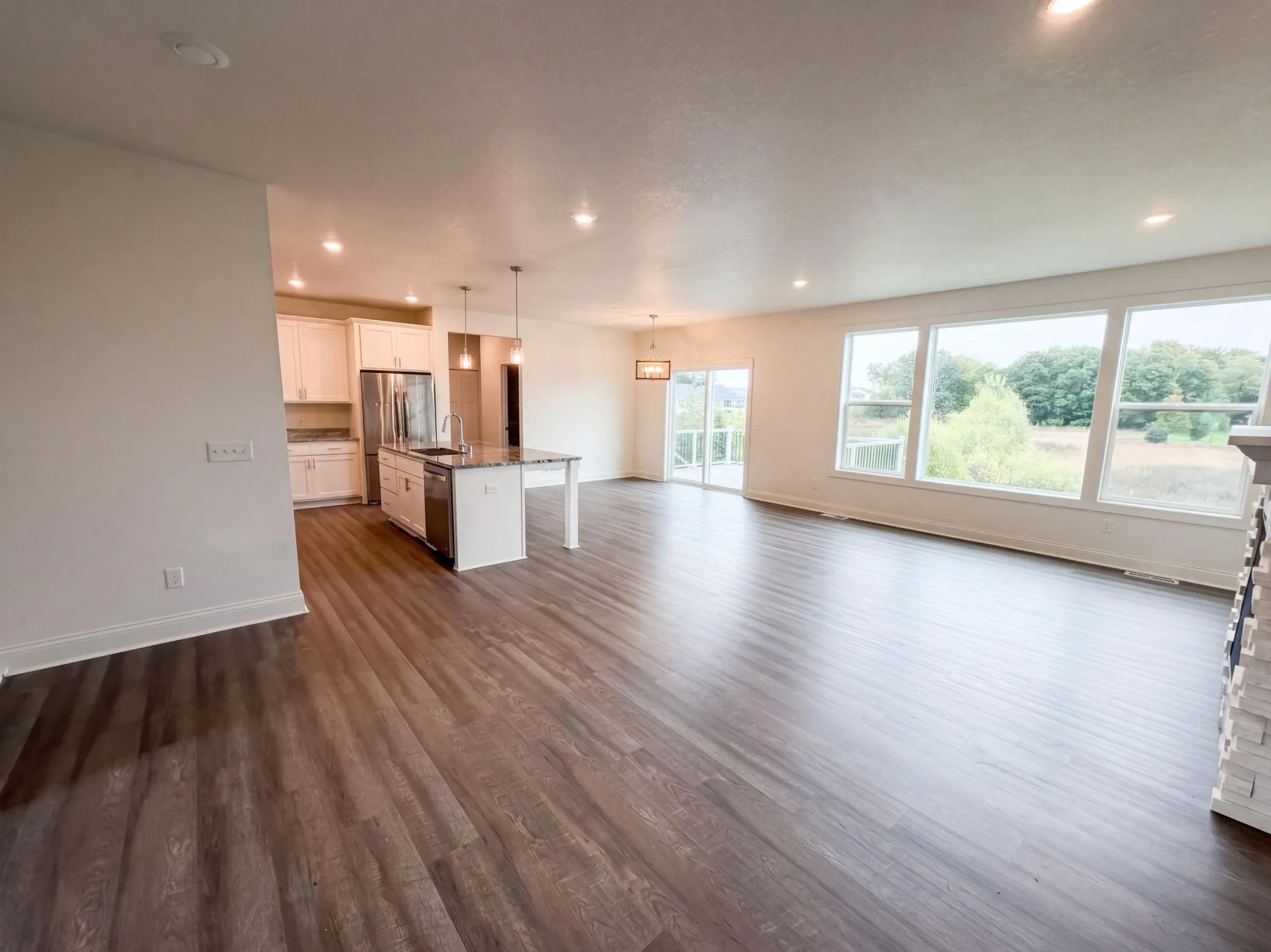 Photo 10 of 4607 128th Ne Circle
