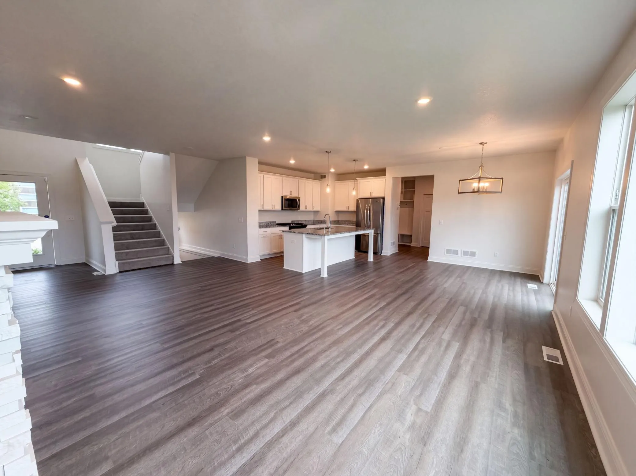Photo 11 of 4607 128th Ne Circle