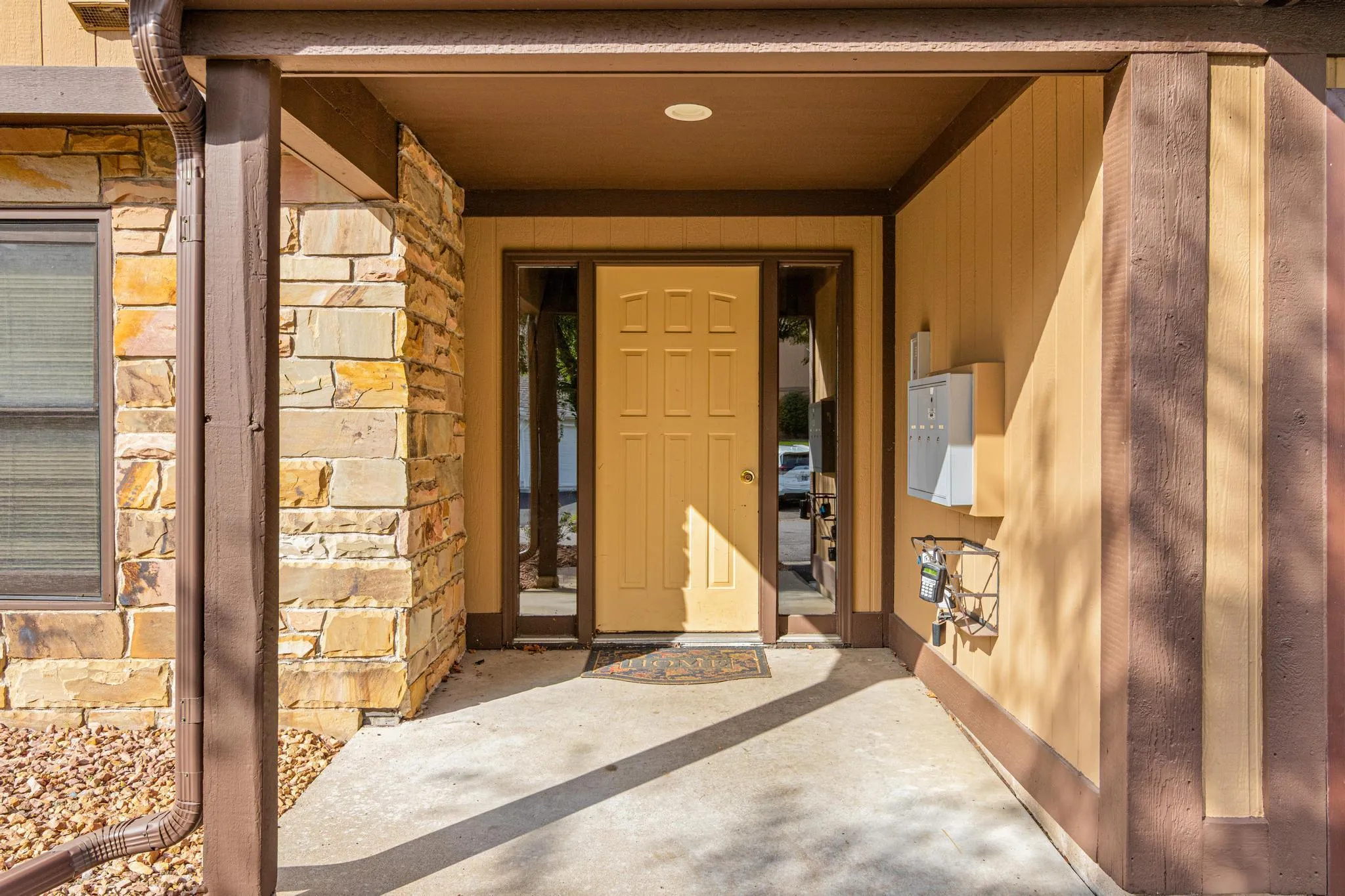 Photo 2 of 5229 Balmoral Lane