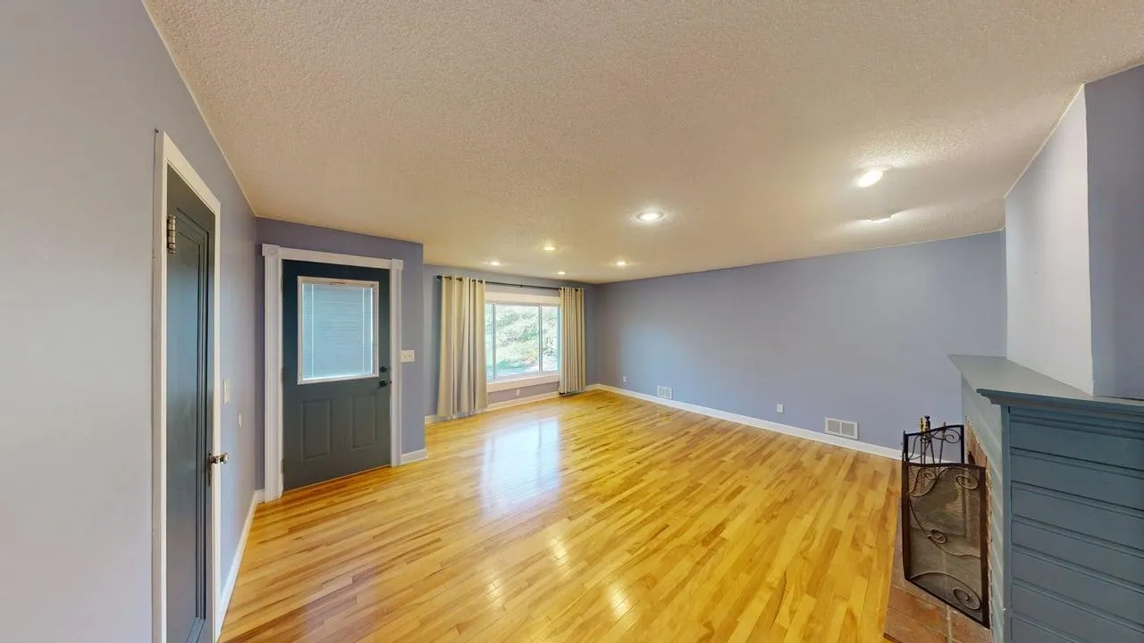Photo 2 of 13510 Knollway N Drive