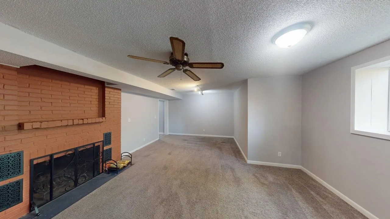 Photo 18 of 13510 Knollway N Drive
