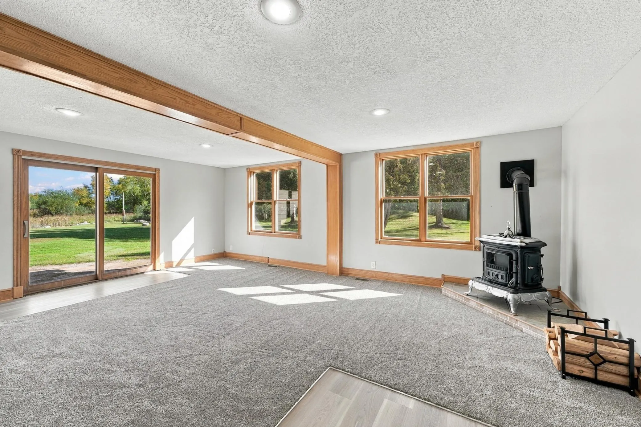 Photo 11 of 4423 Fawn Lake Ne Drive
