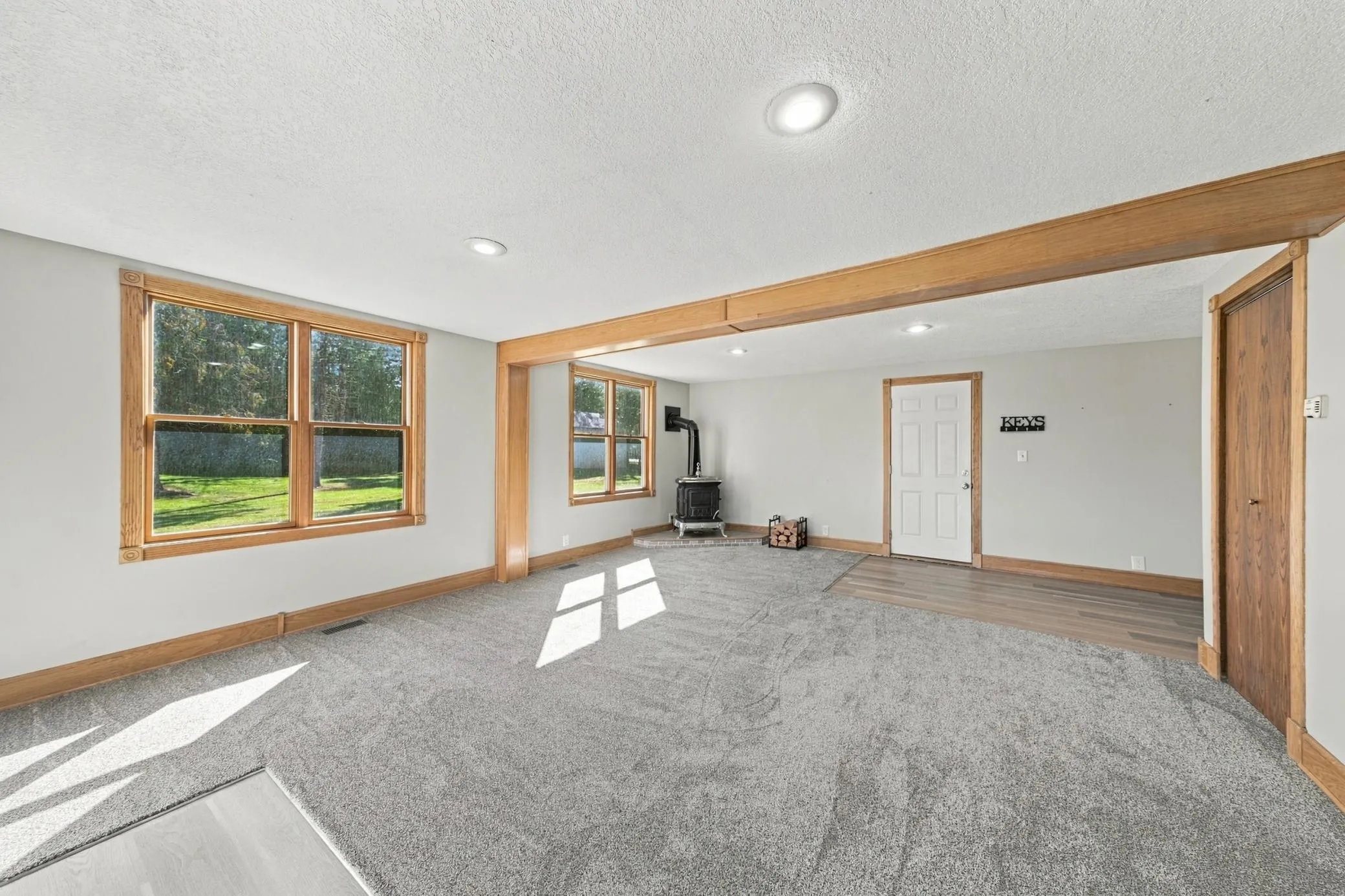Photo 12 of 4423 Fawn Lake Ne Drive