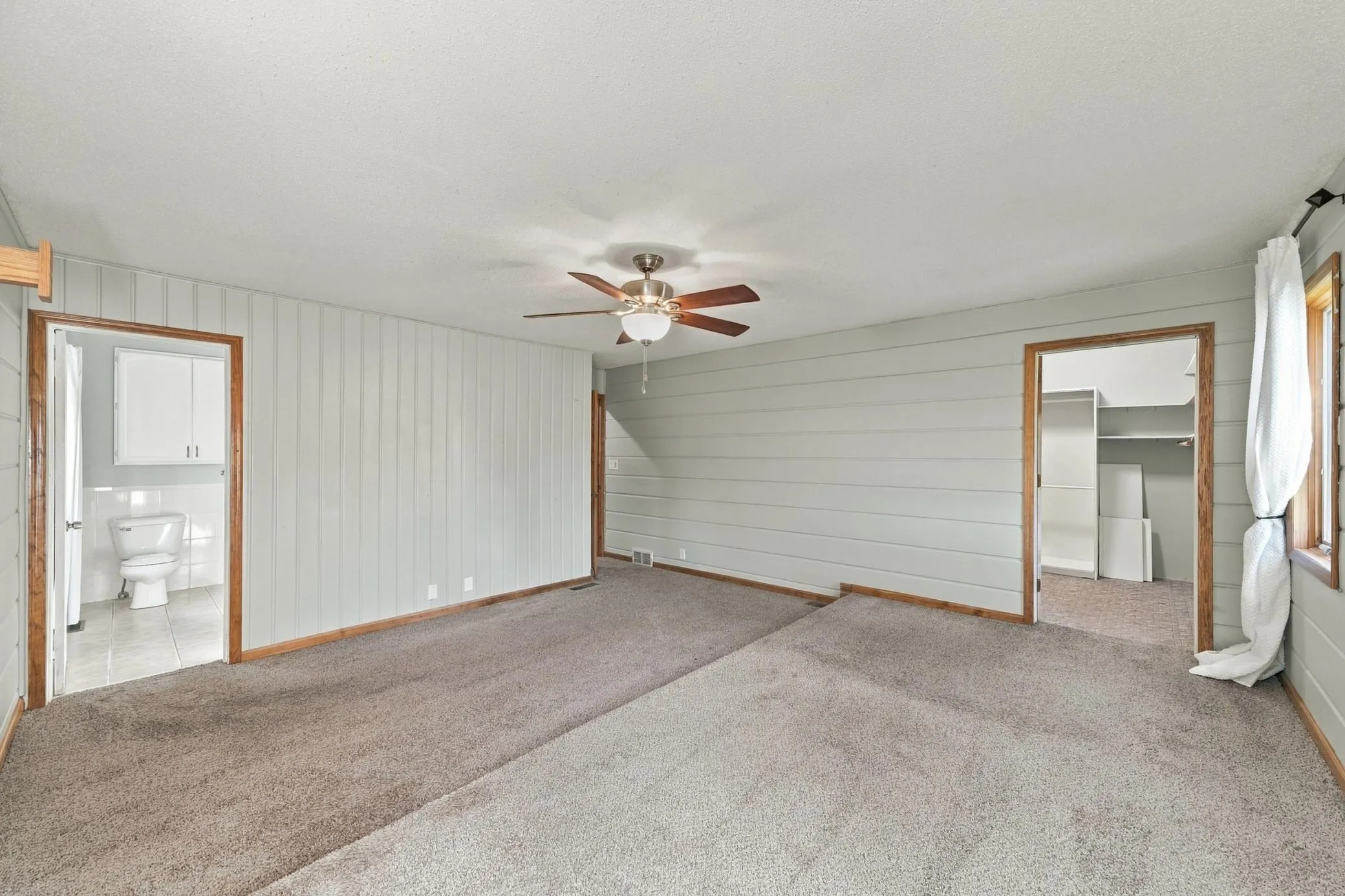 Photo 18 of 4423 Fawn Lake Ne Drive