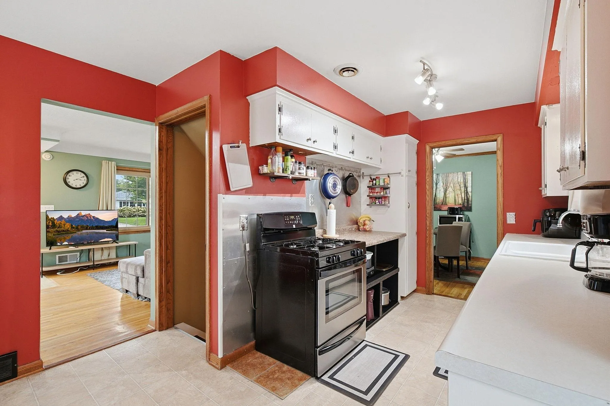 Photo 16 of 14760 Cambrian W Avenue