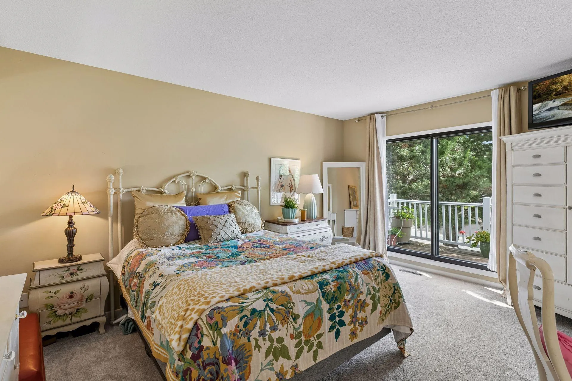 Photo 15 of 5410 Sanibel Drive