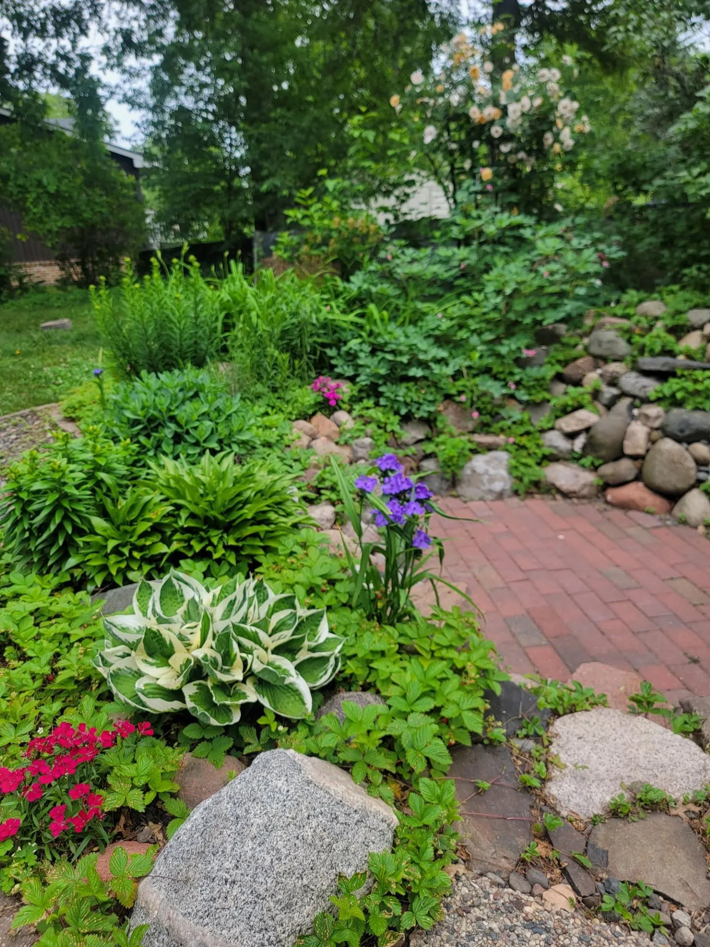 Photo 9 of 114 Woodland Circle