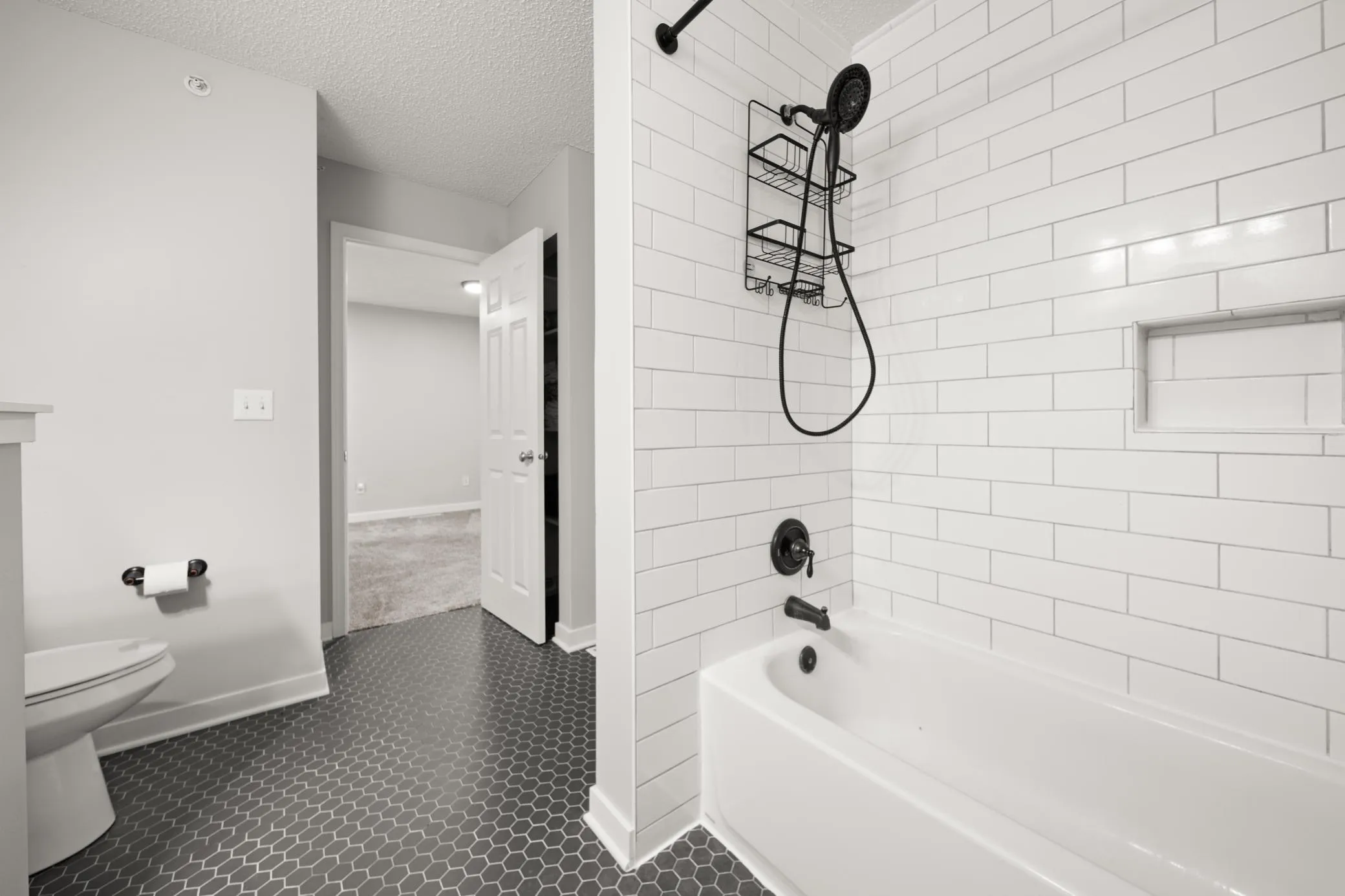 Photo 15 of 7522 Southridge Court