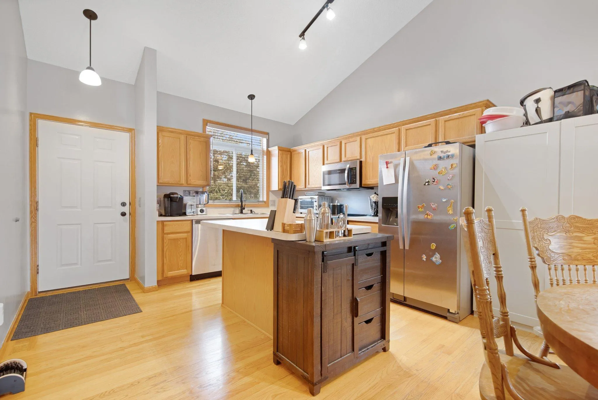 Photo 3 of 2230 Downing Avenue