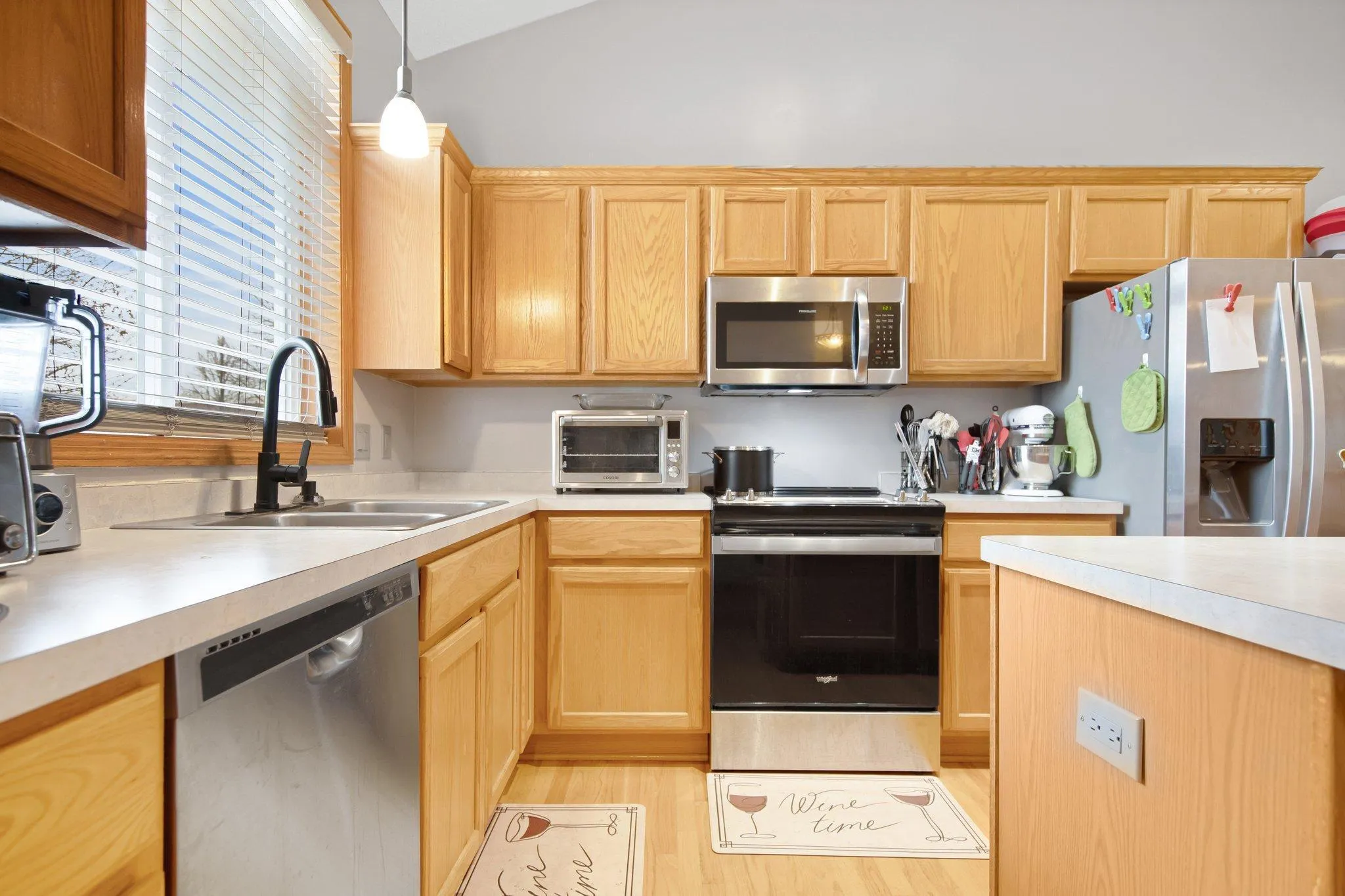 Photo 5 of 2230 Downing Avenue