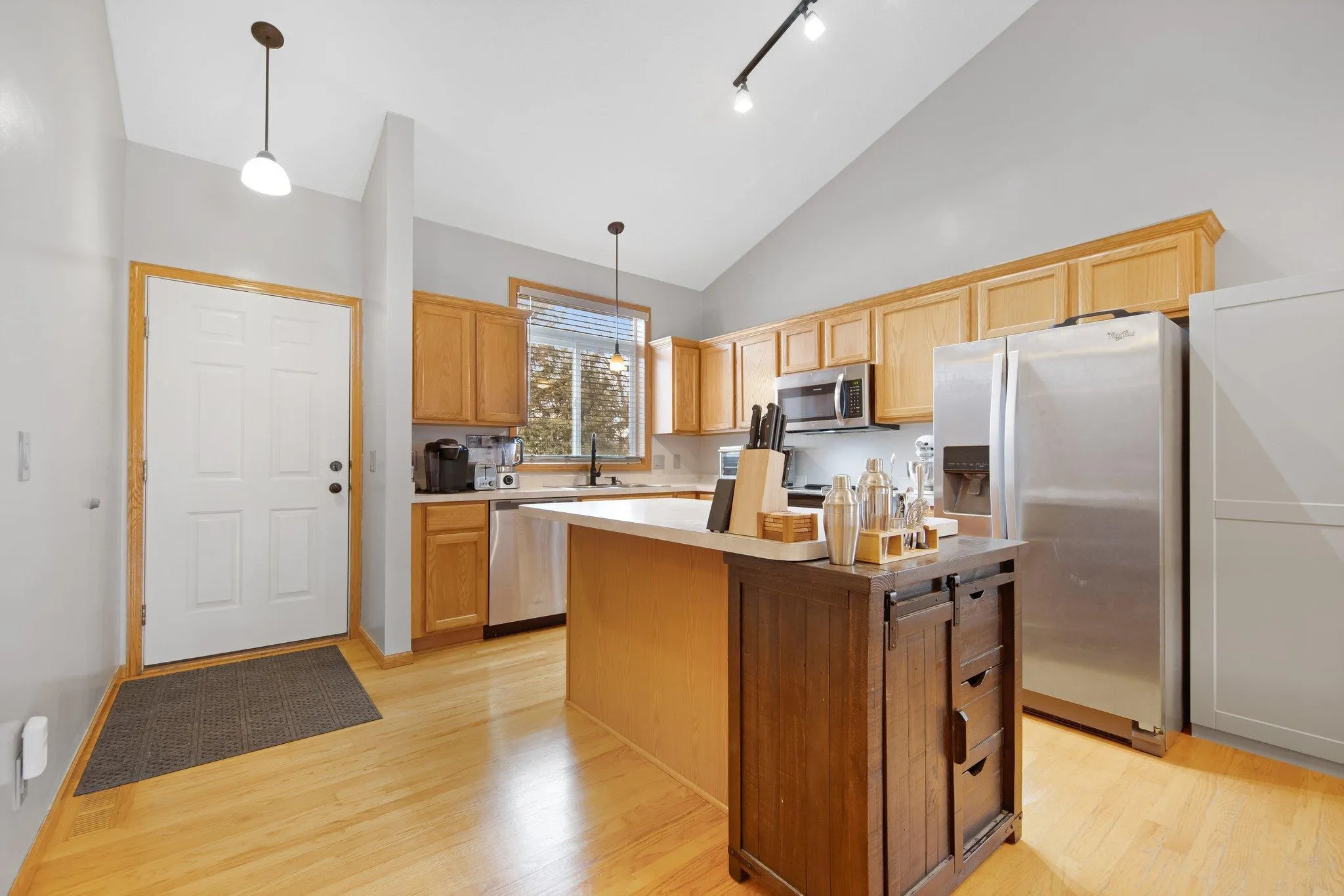 Photo 4 of 2230 Downing Avenue