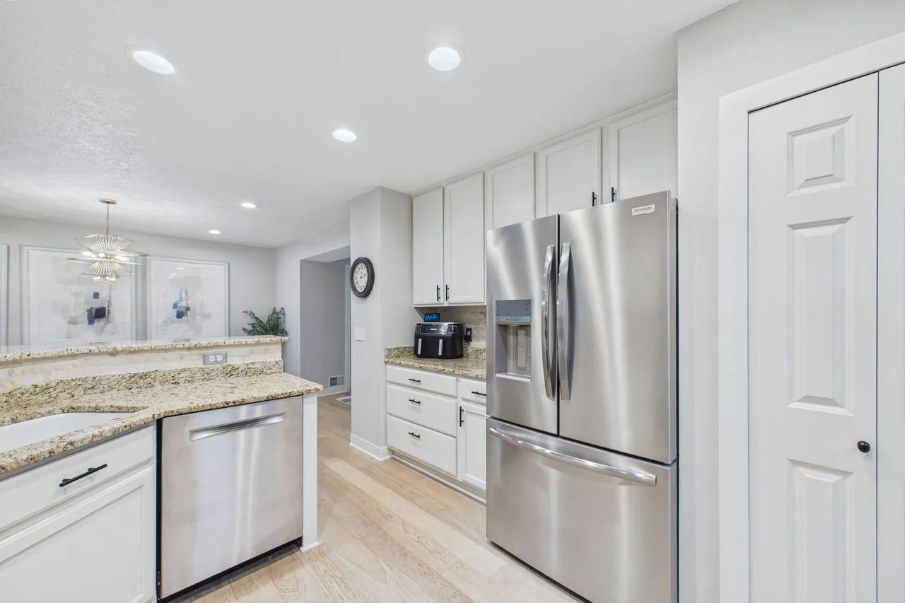 Photo 11 of 7974 Autumn Ridge Way