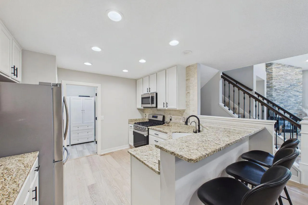Photo 9 of 7974 Autumn Ridge Way