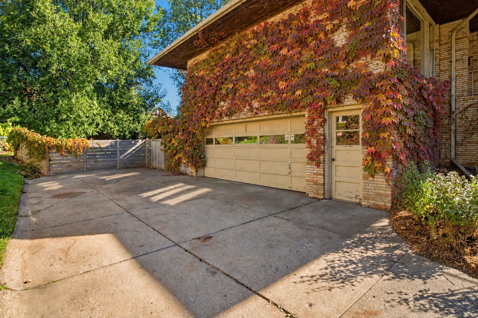 Photo 39 of 1843 Colvin Avenue