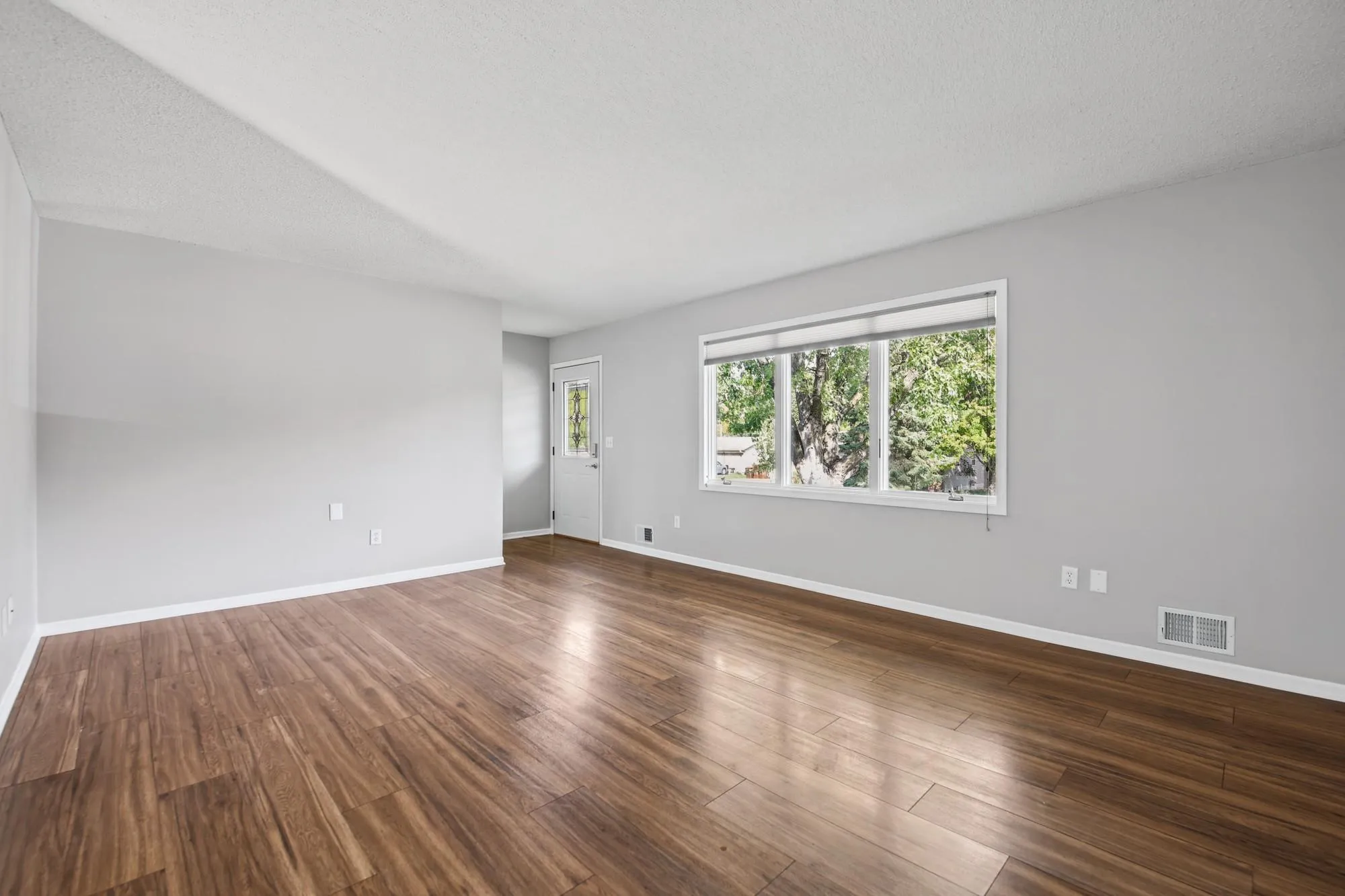 Photo 7 of 1311 20th W Street