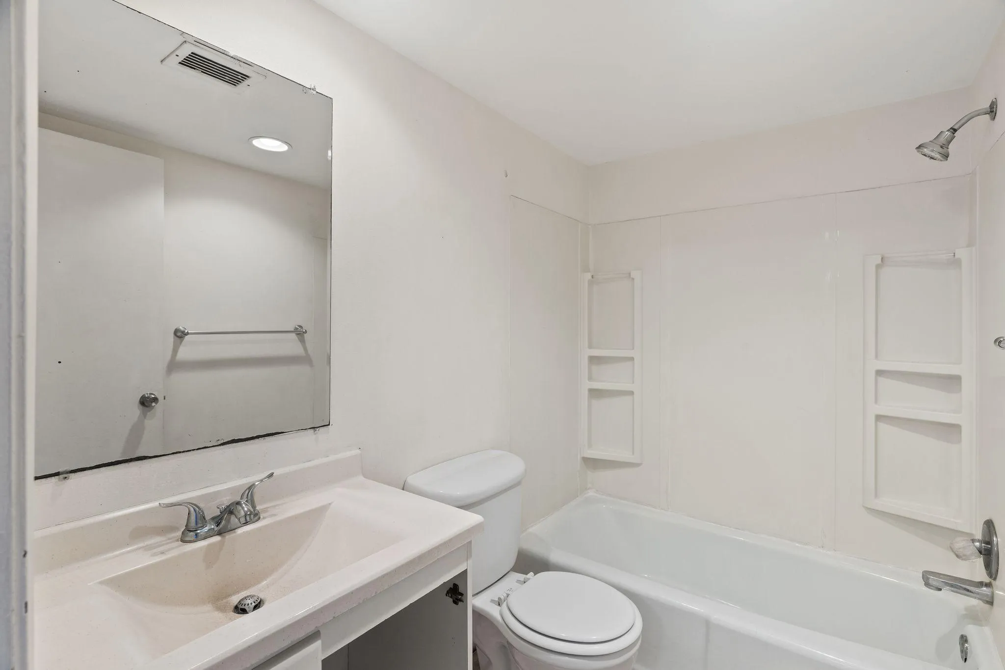 Photo 11 of 901 11th S Avenue Unit 5