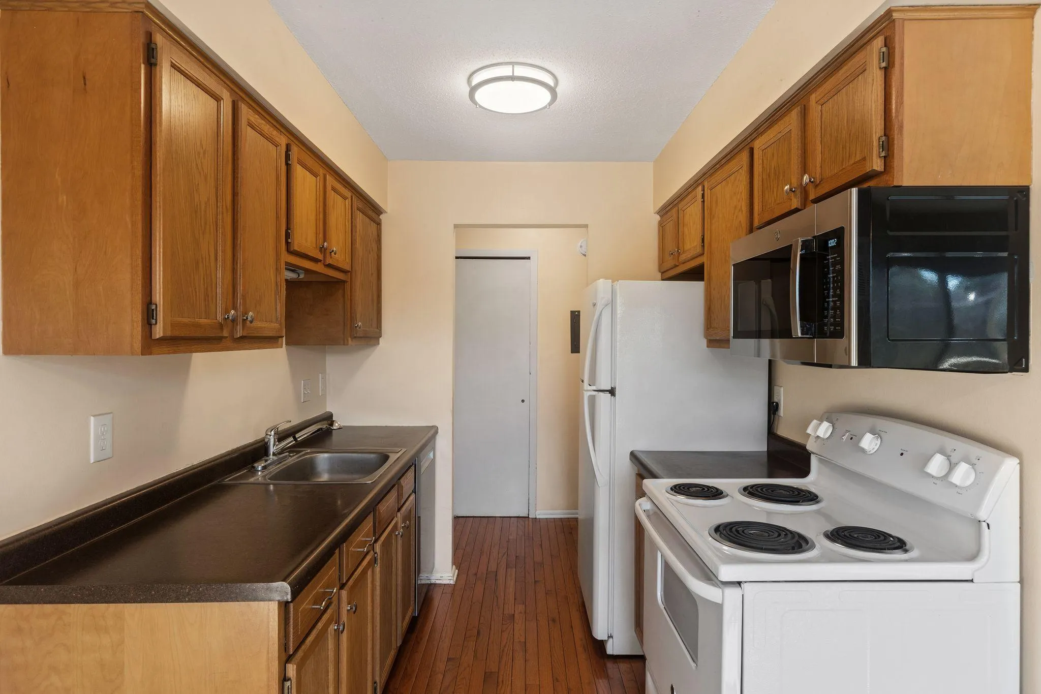 Photo 10 of 901 11th S Avenue Unit 5
