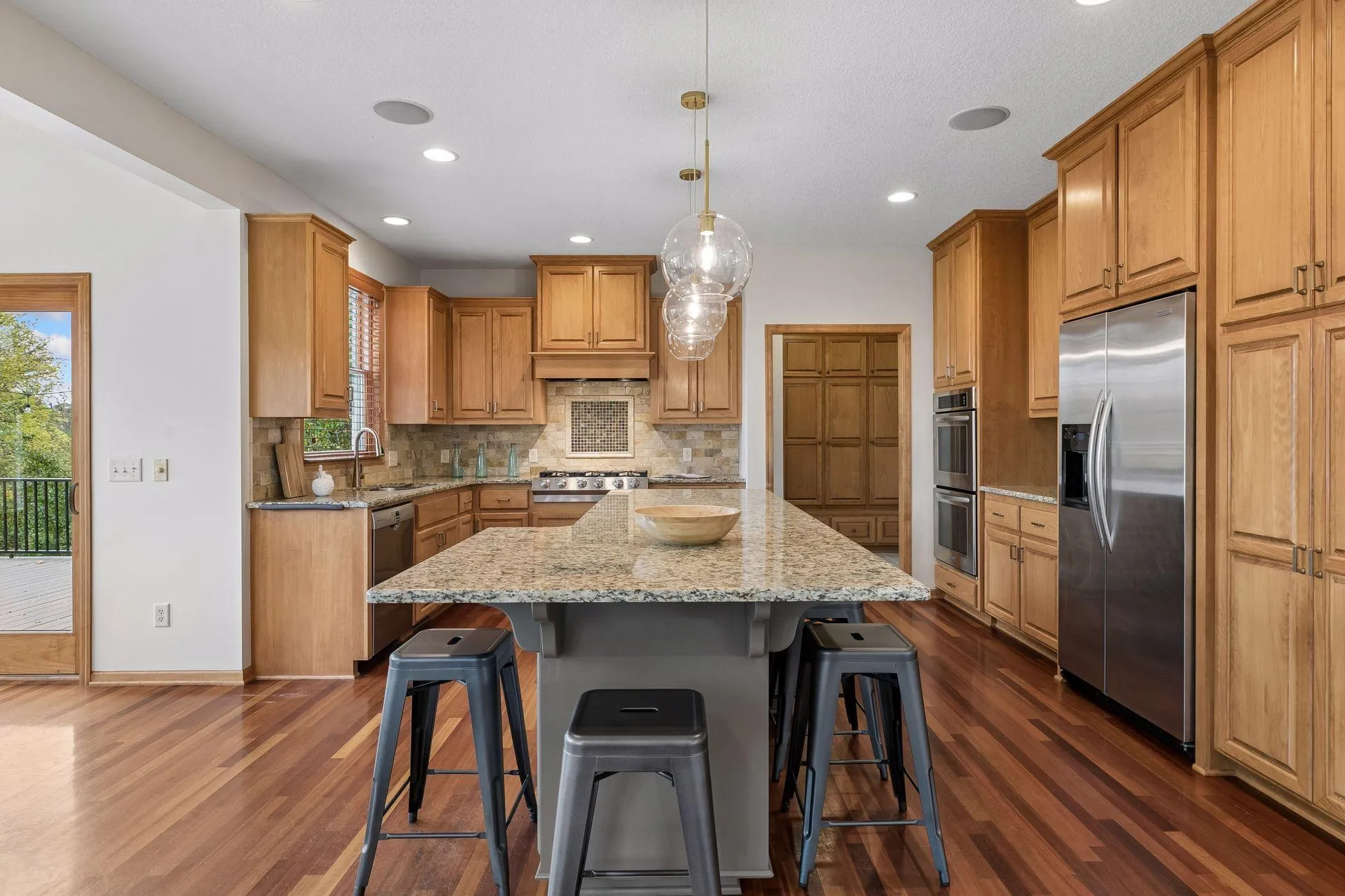 Photo 15 of 1711 Deephaven Drive