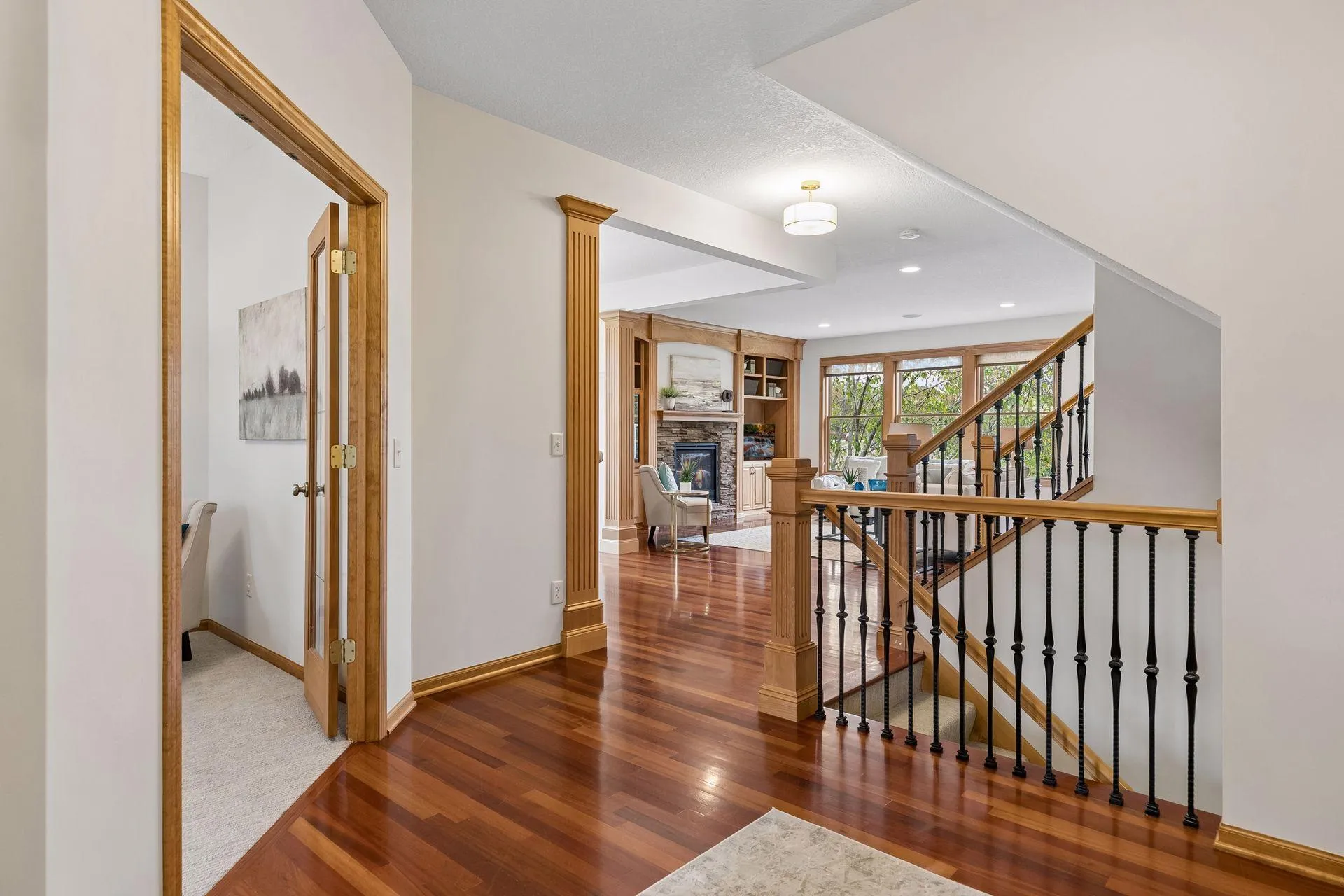 Photo 7 of 1711 Deephaven Drive