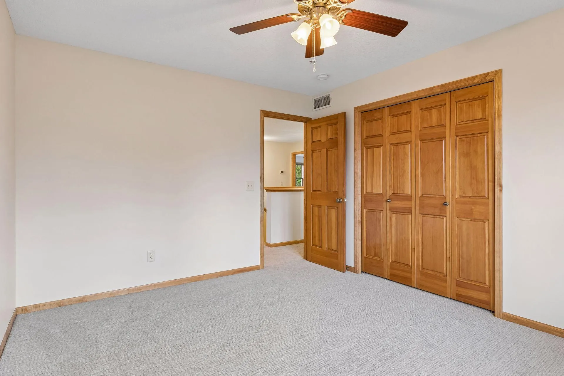 Photo 45 of 1711 Deephaven Drive