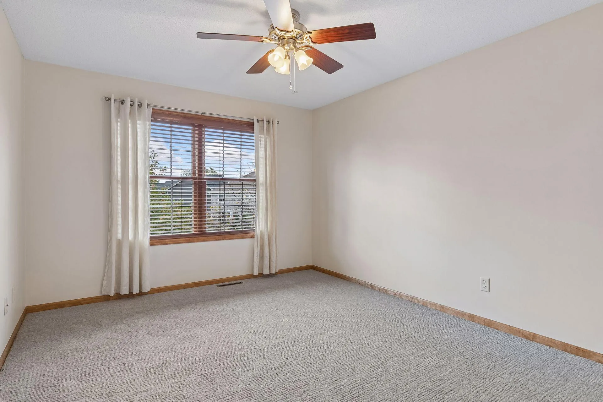 Photo 44 of 1711 Deephaven Drive