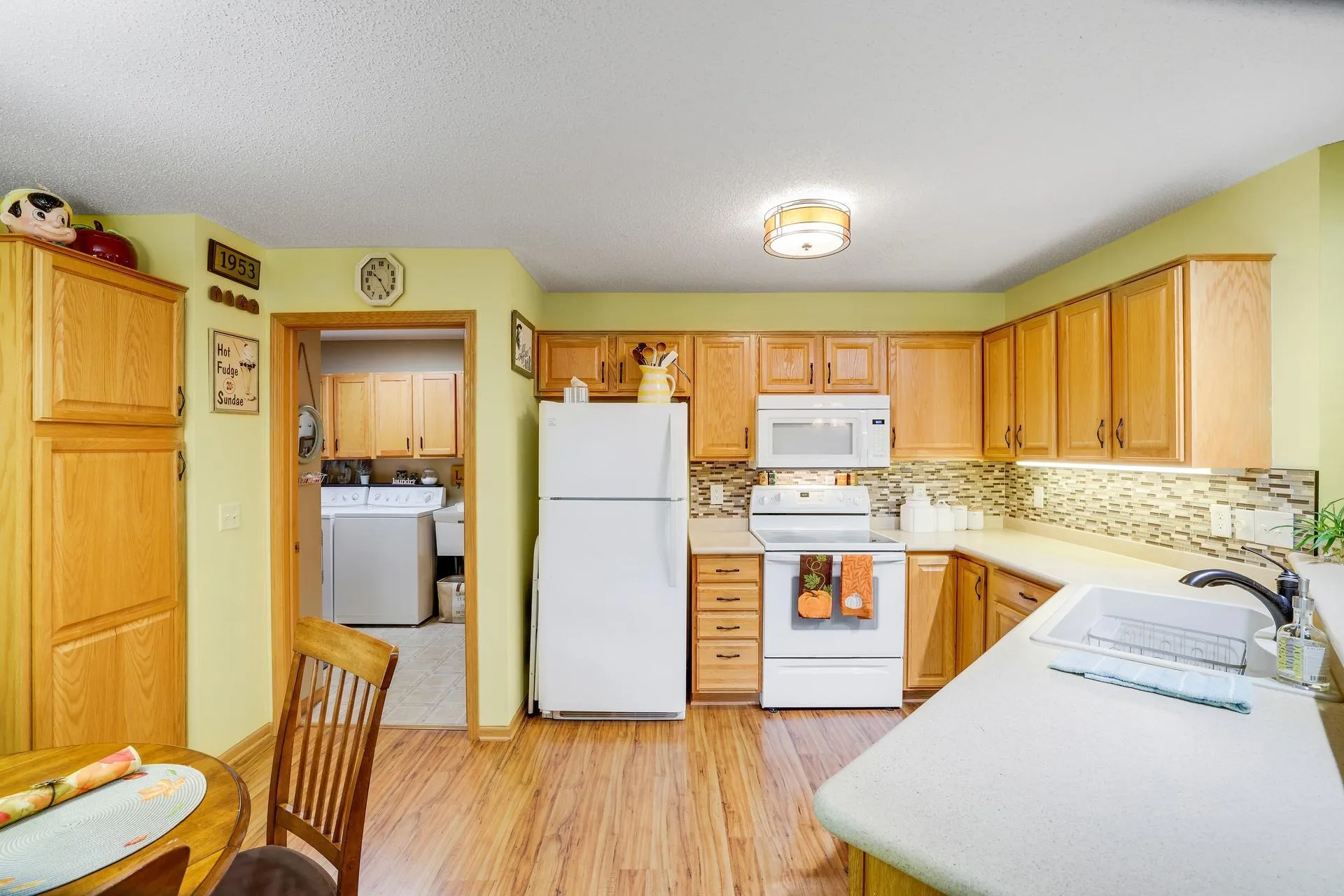 Photo 12 of 7684 Palisades Ne Avenue