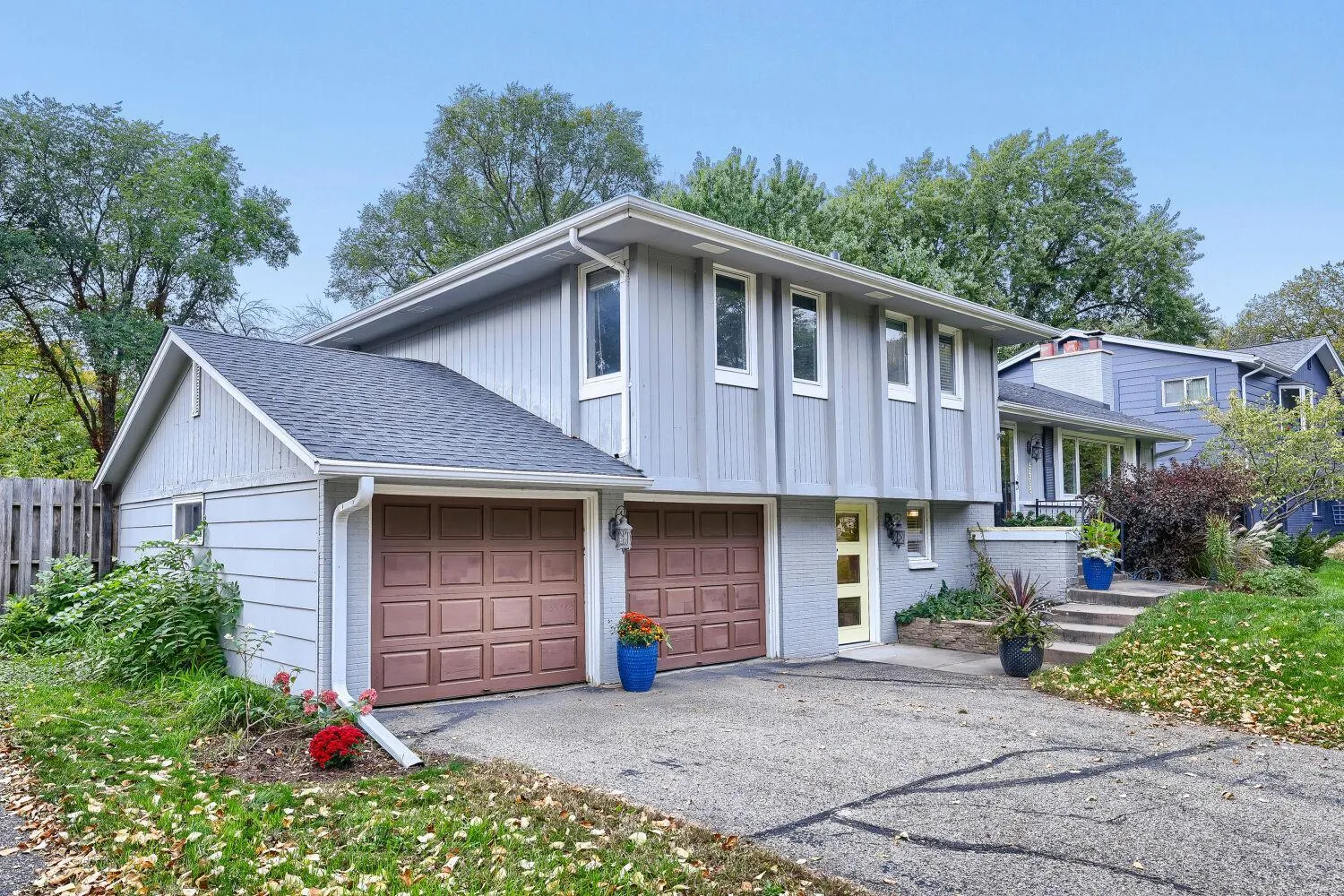 Photo 3 of 5608 Tracy Avenue