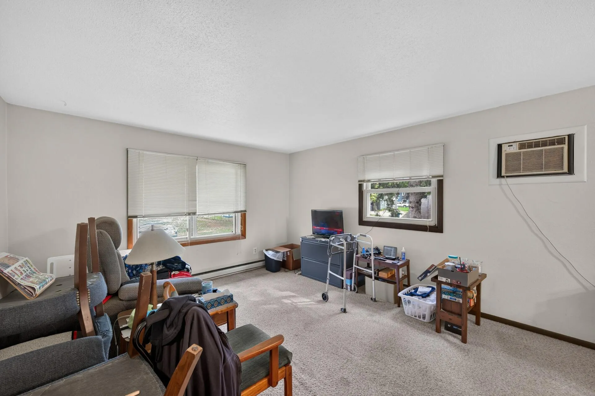 Photo 16 of 302 W Maple Street