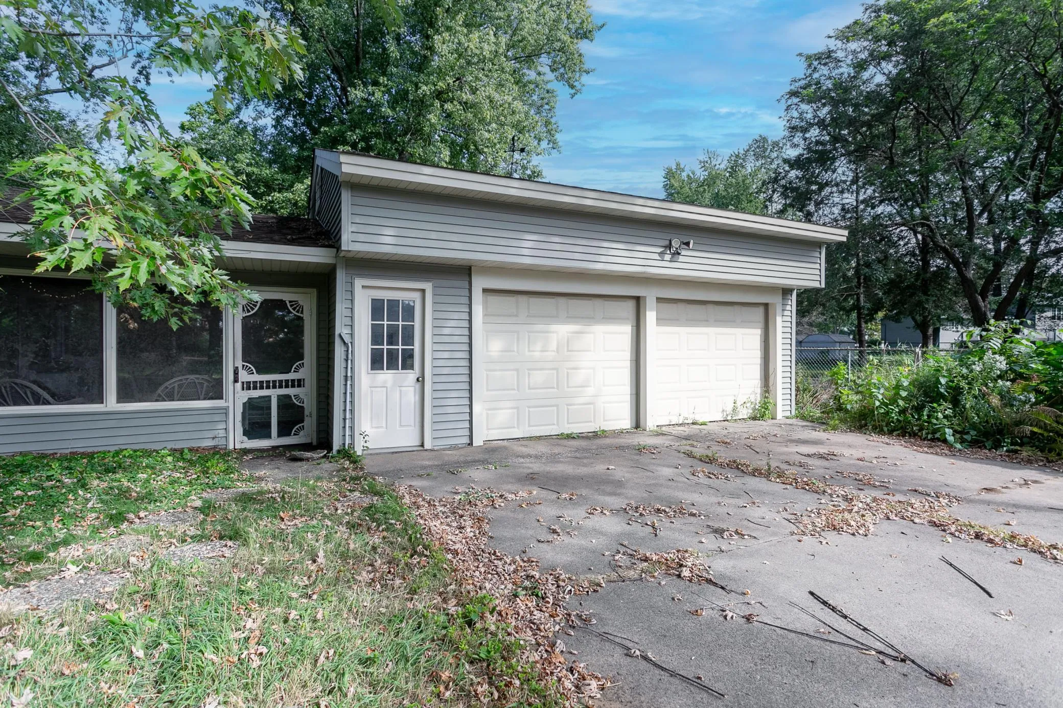 Photo 10 of 1735 Birch Lake Avenue