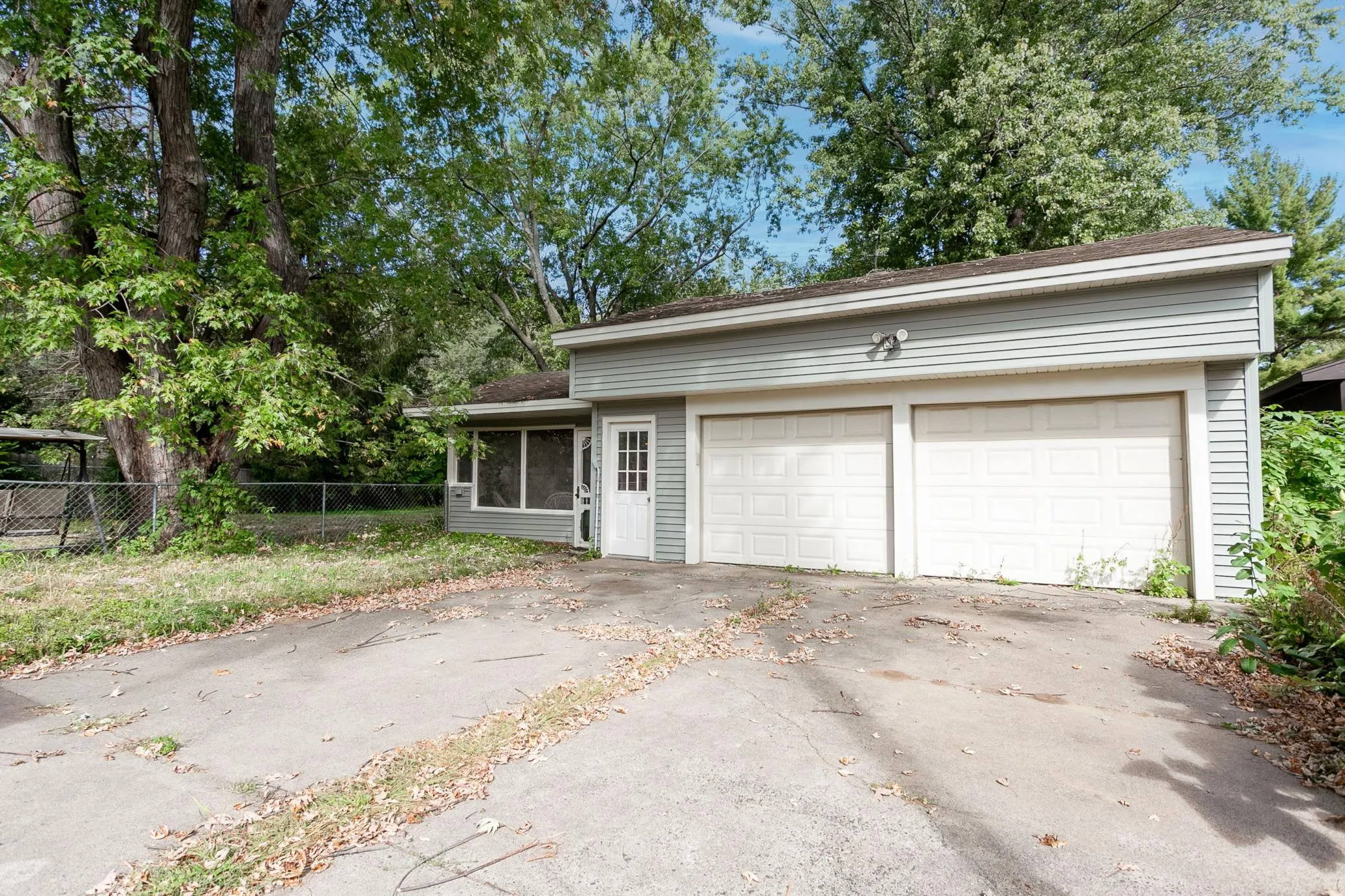 Photo 9 of 1735 Birch Lake Avenue