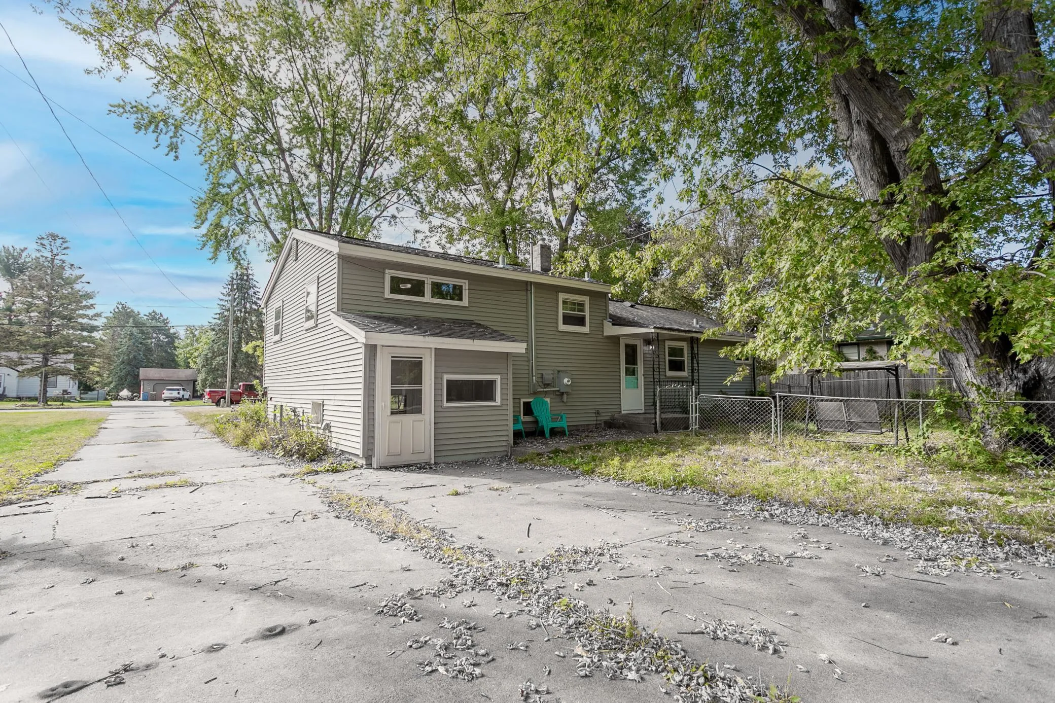 Photo 12 of 1735 Birch Lake Avenue