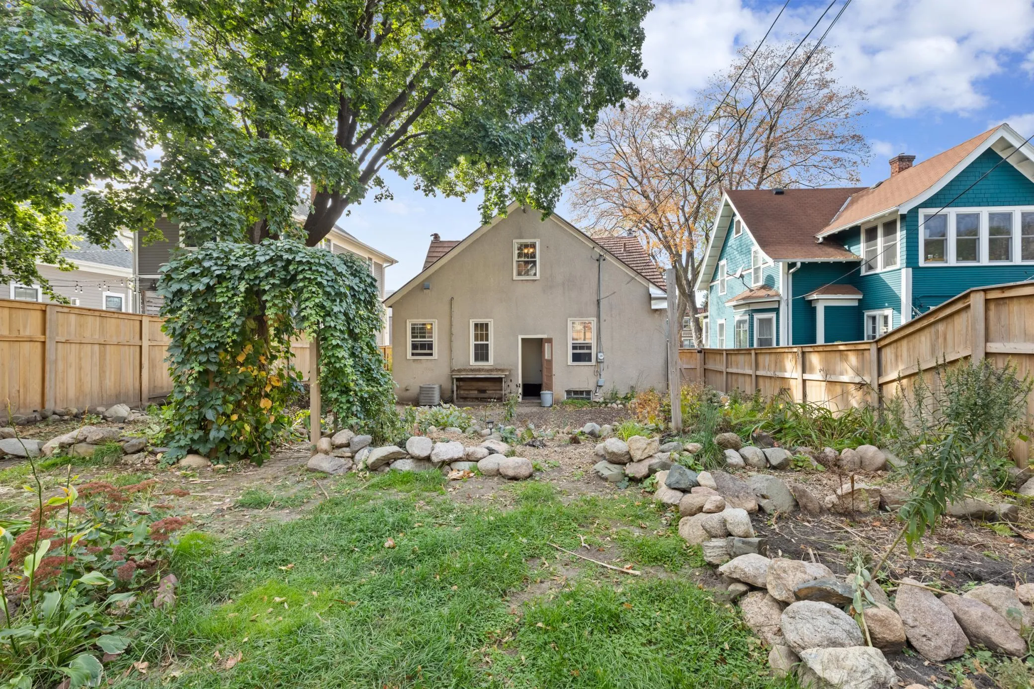 Photo 33 of 4425 Beard S Avenue