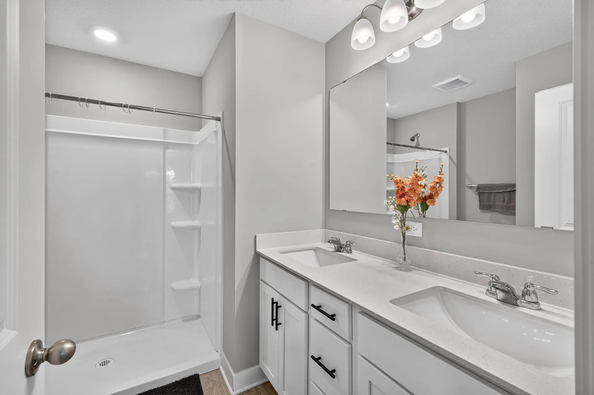 Photo 8 of 17528 Dunkirk Way