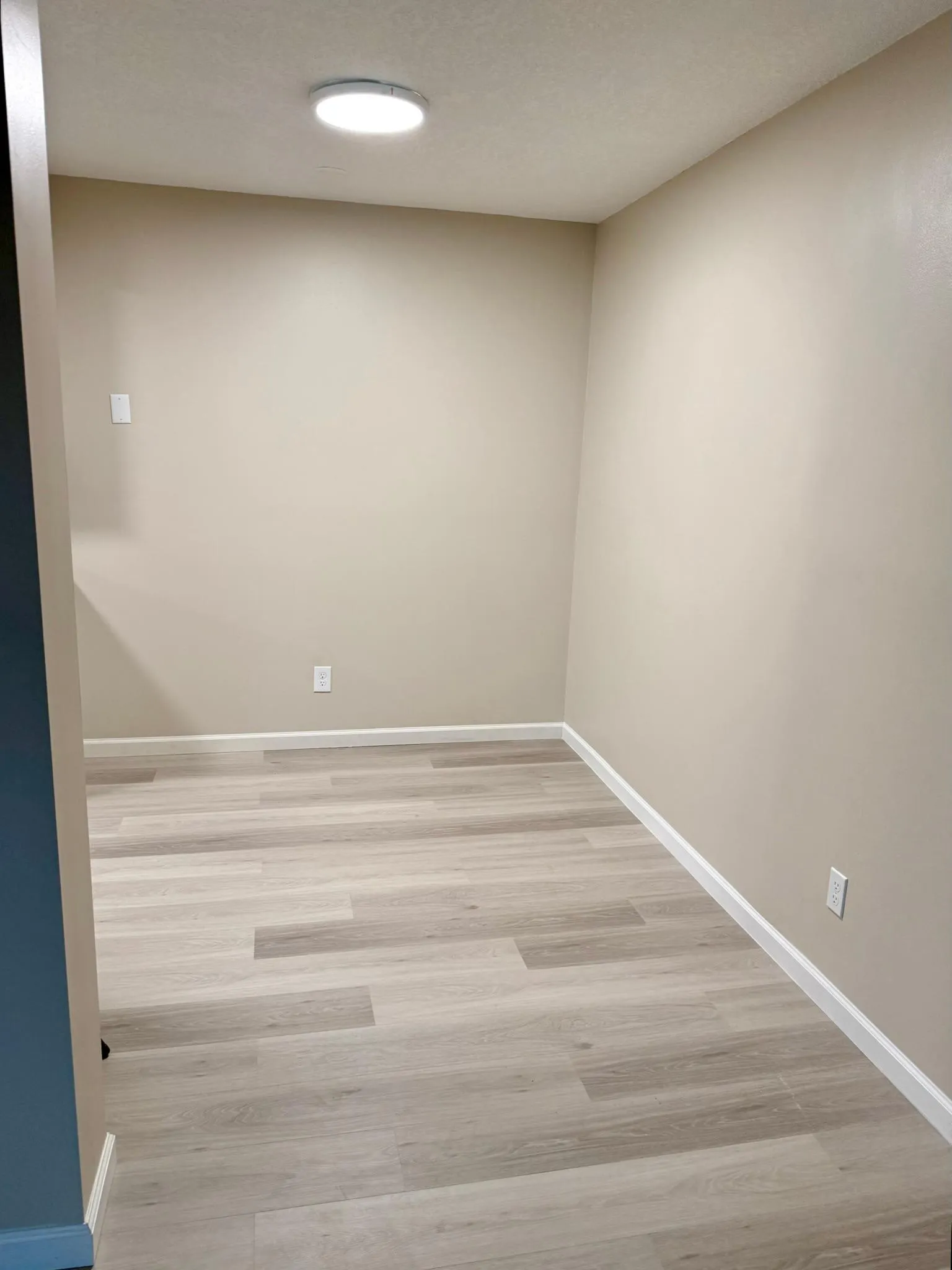 Photo 9 of 450 Ford Road Unit 303