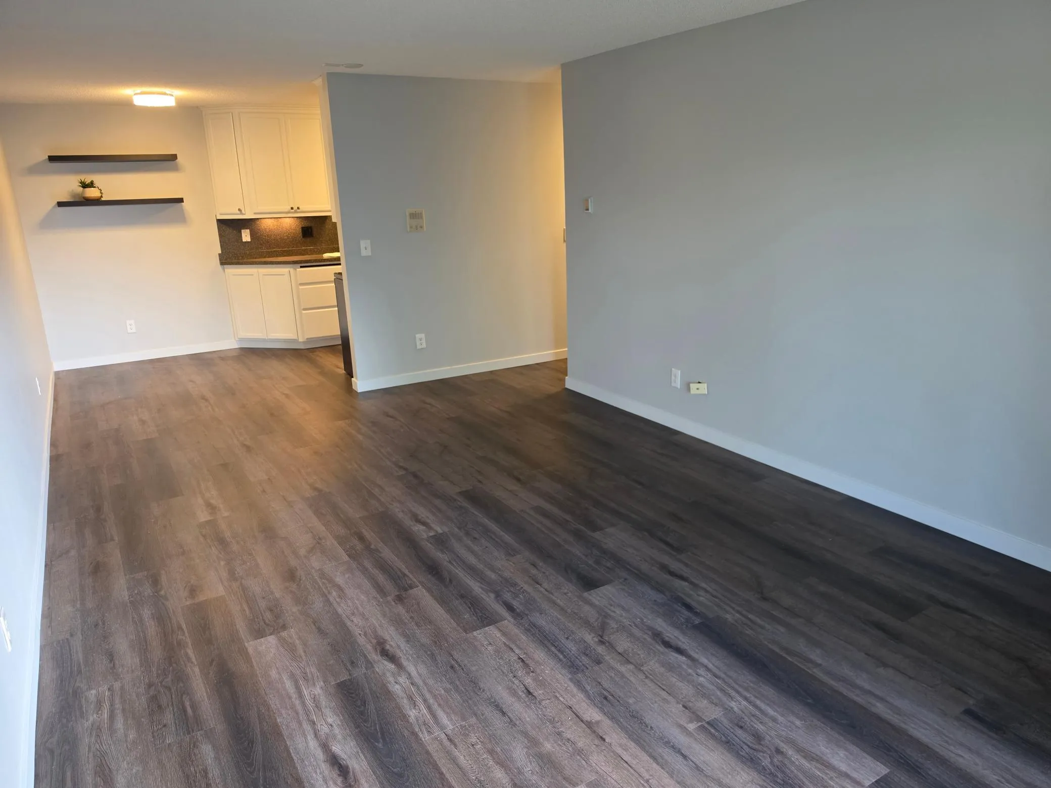 Photo 10 of 401 E Burnsville Parkway Unit 124