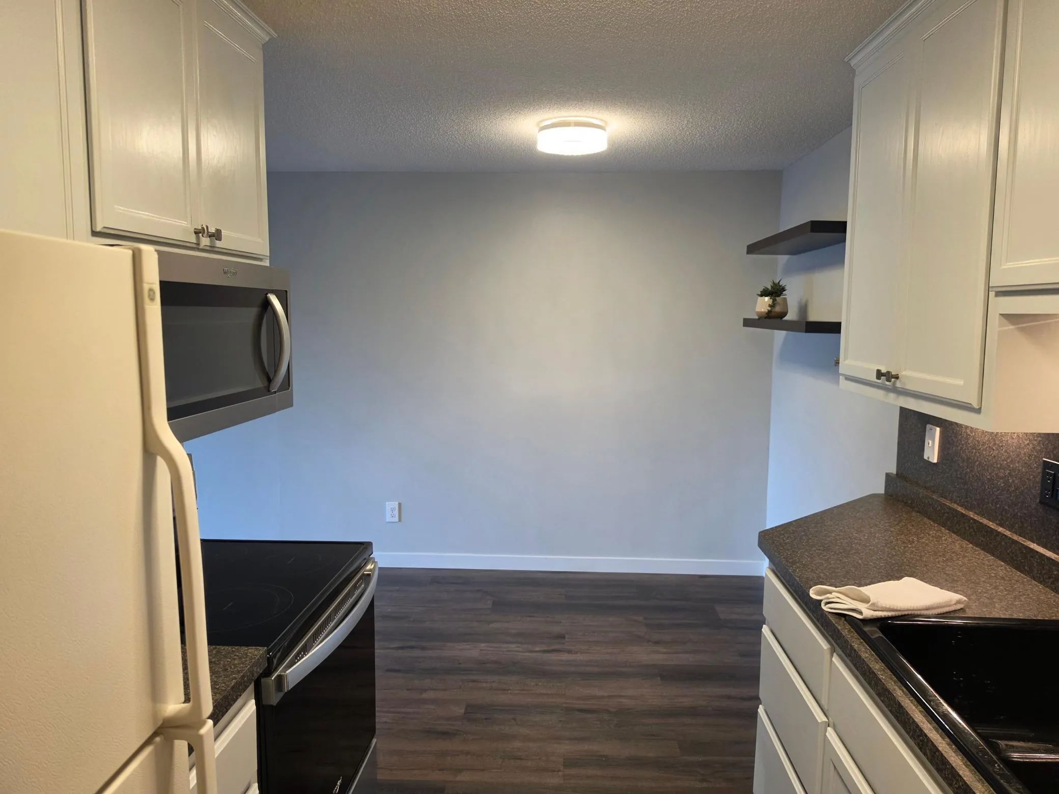 Photo 7 of 401 E Burnsville Parkway Unit 124