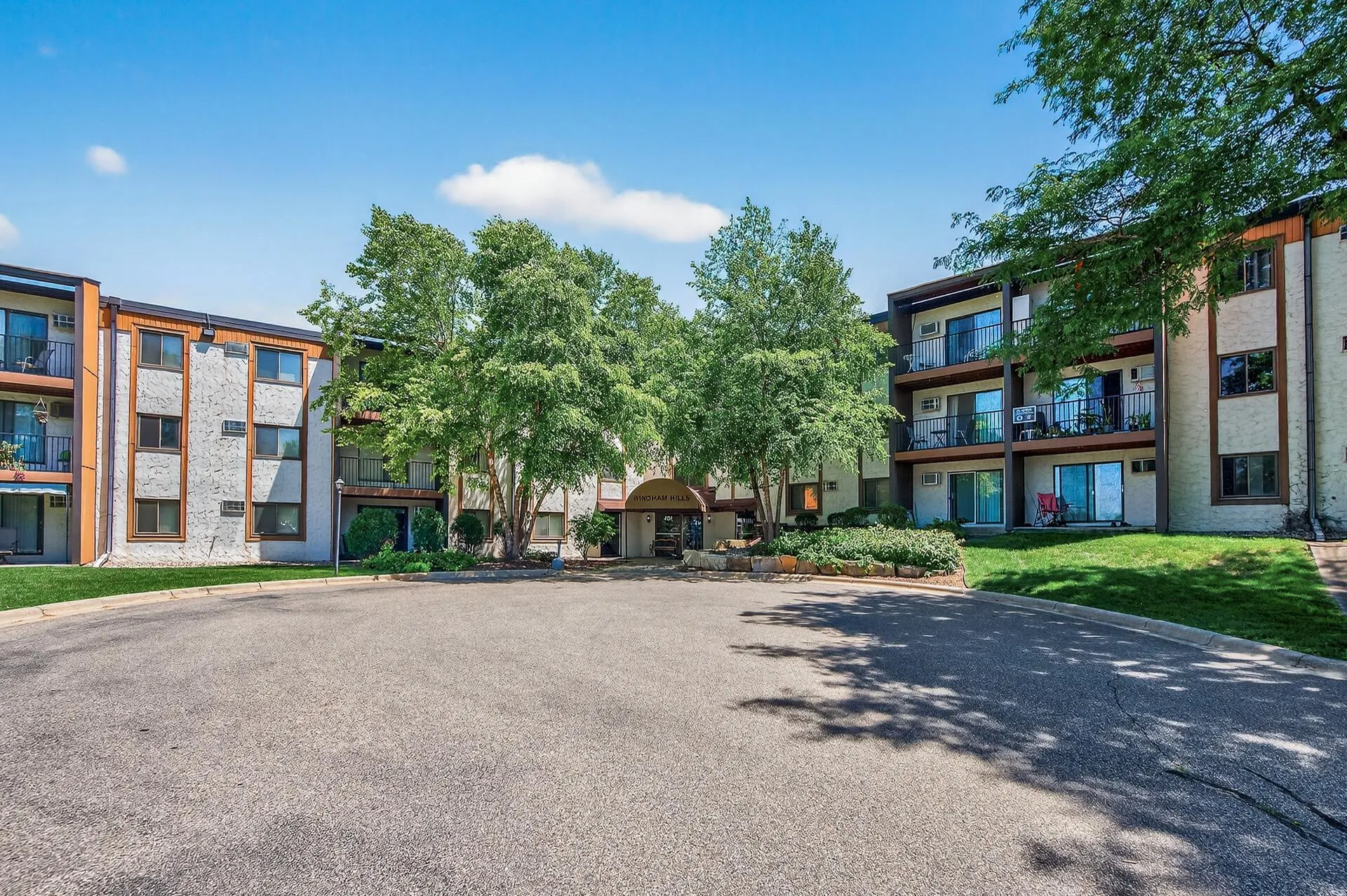 Photo 3 of 401 E Burnsville Parkway Unit 124