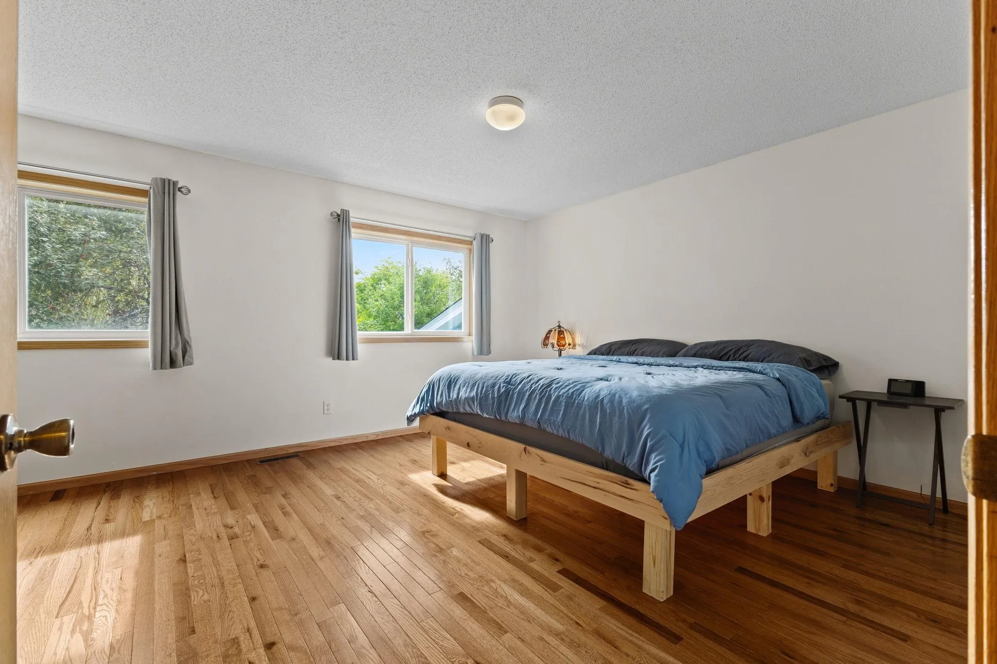 Photo 15 of 30731 Redding Avenue