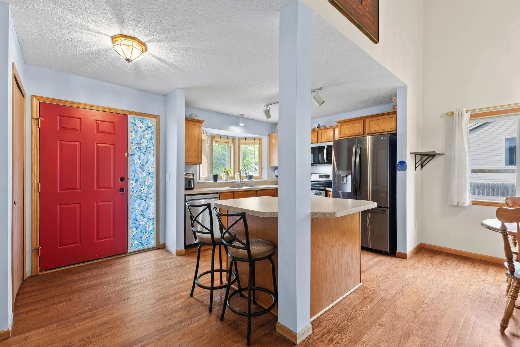 Photo 3 of 30731 Redding Avenue