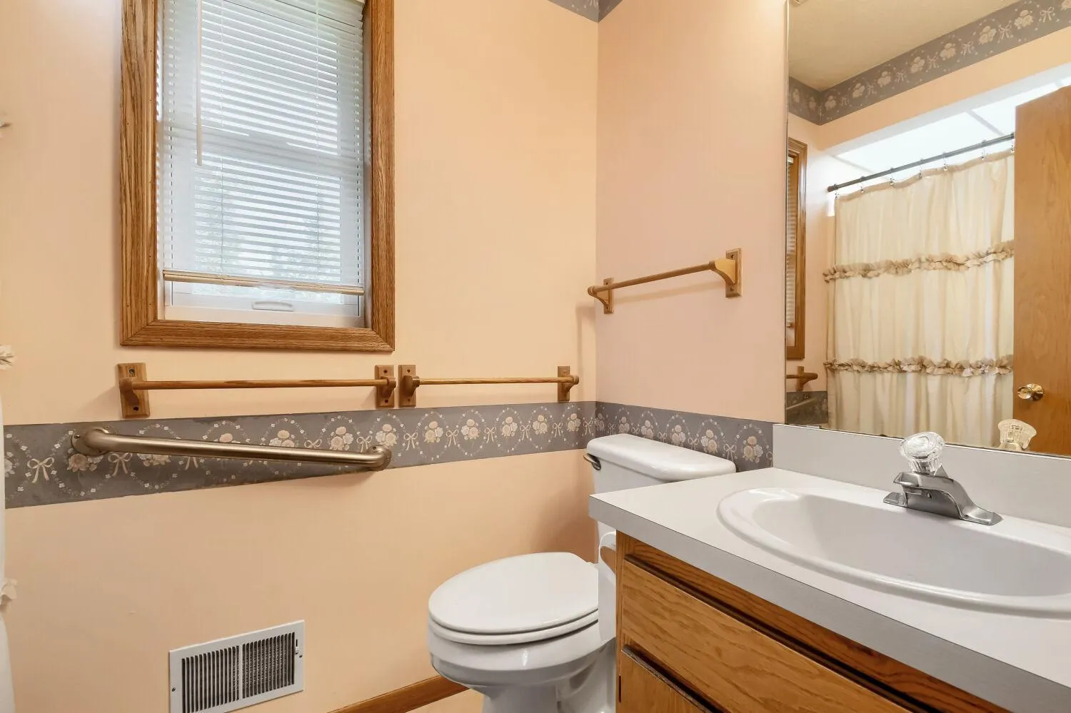 Photo 26 of 5480 273rd Street