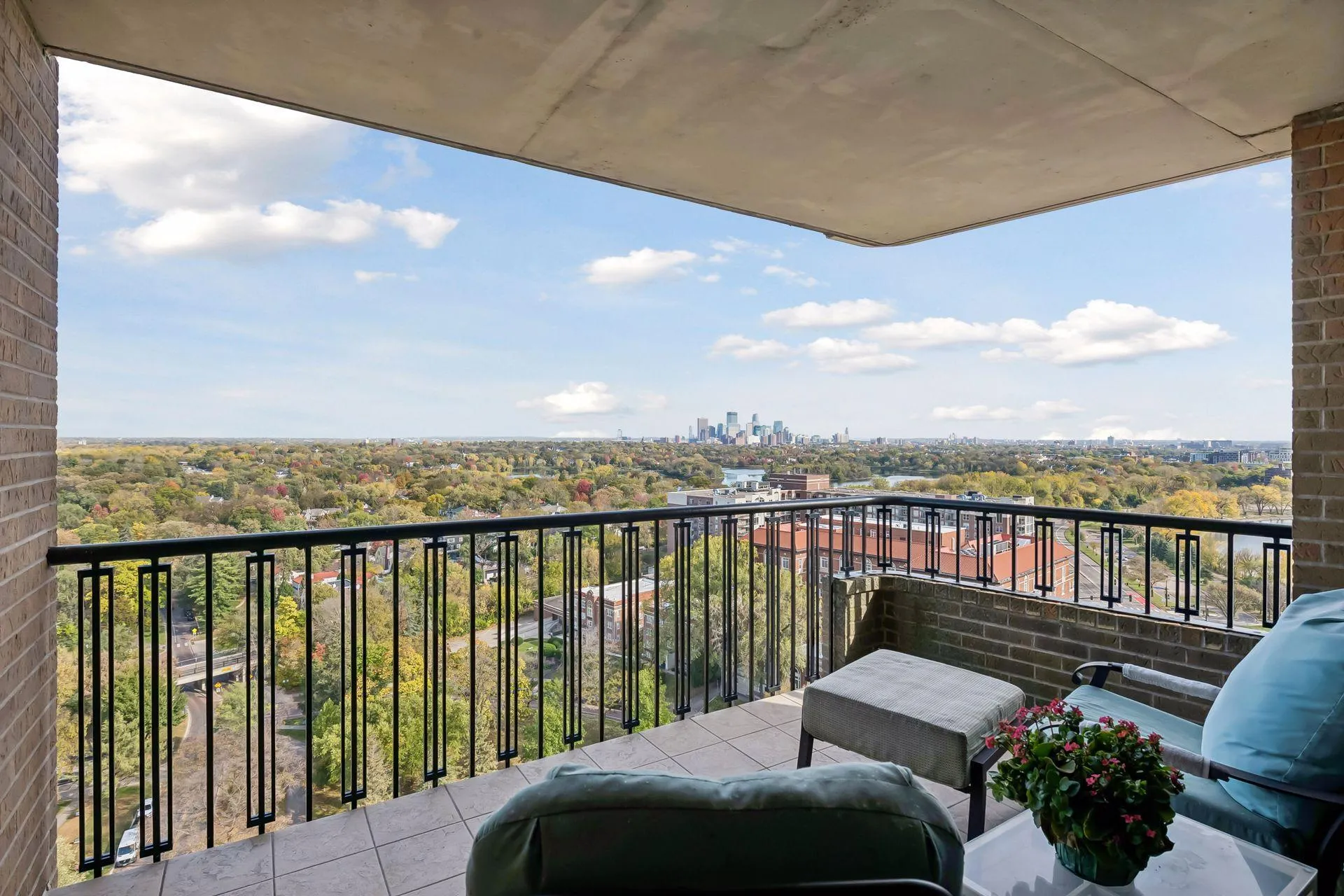 Photo 32 of 2950 Dean Parkway Unit 2103
