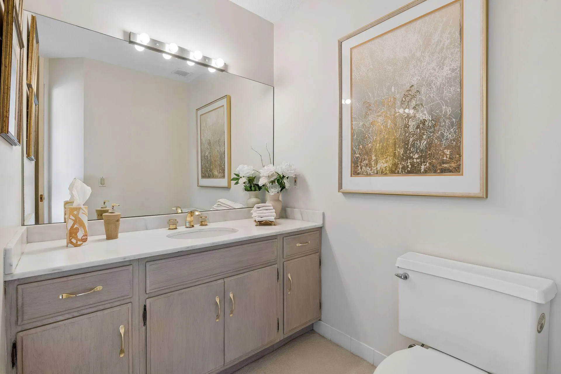 Photo 31 of 2950 Dean Parkway Unit 2103