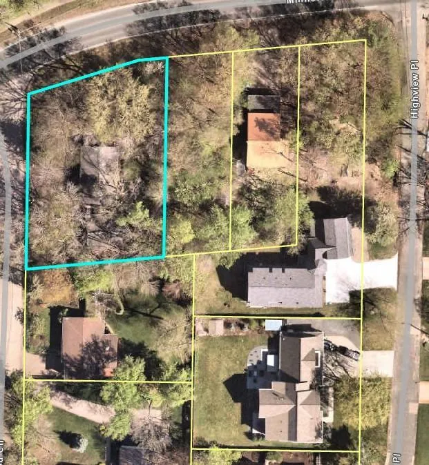 Photo 4 of 5200 Greenwood Circle