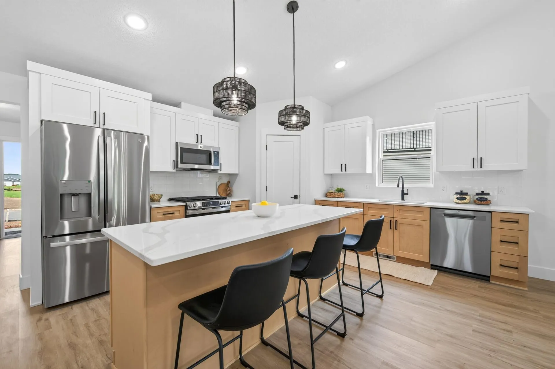 Photo 13 of 9935 14th Ne Circle