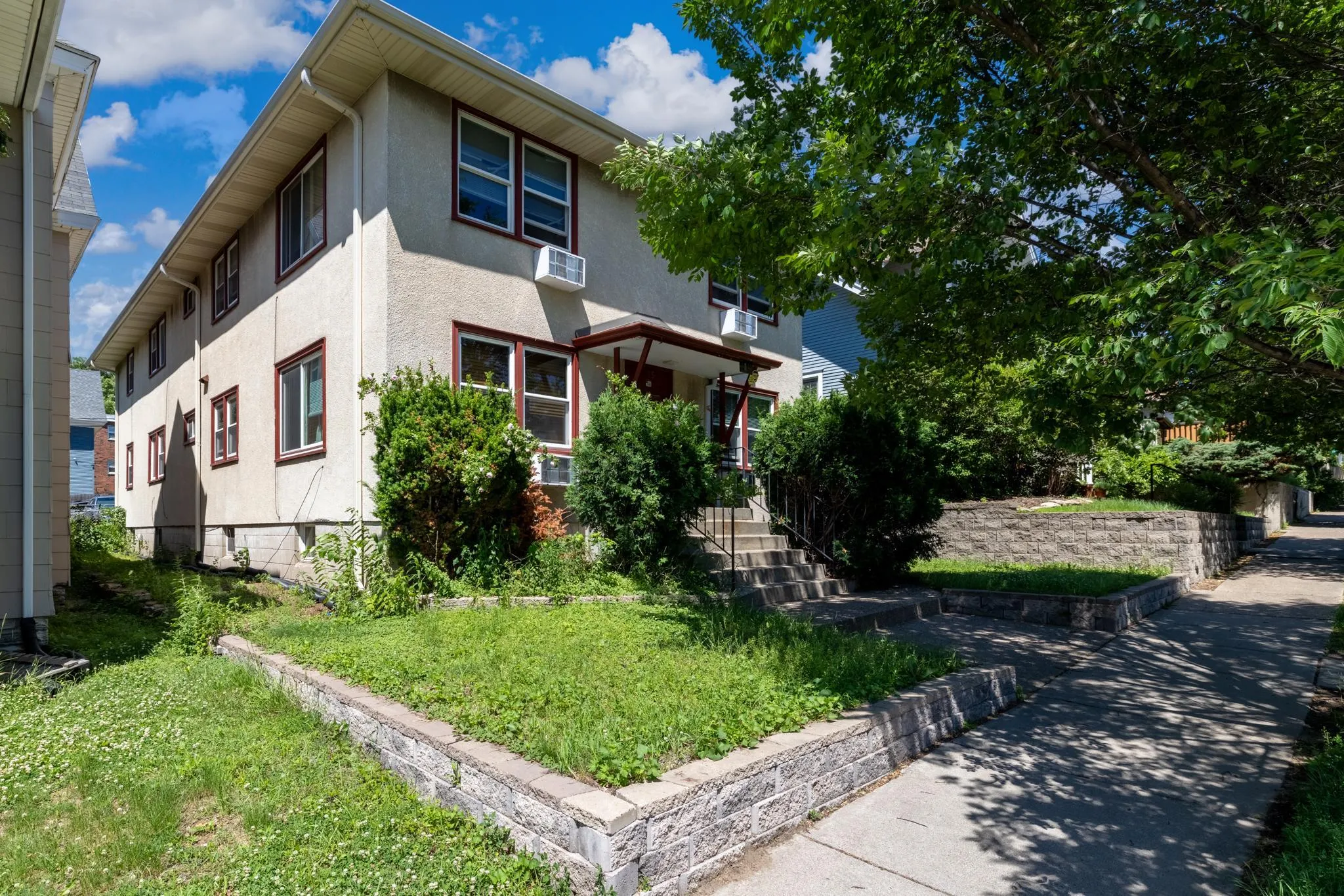 Photo 19 of 1875 Minnehaha W Avenue