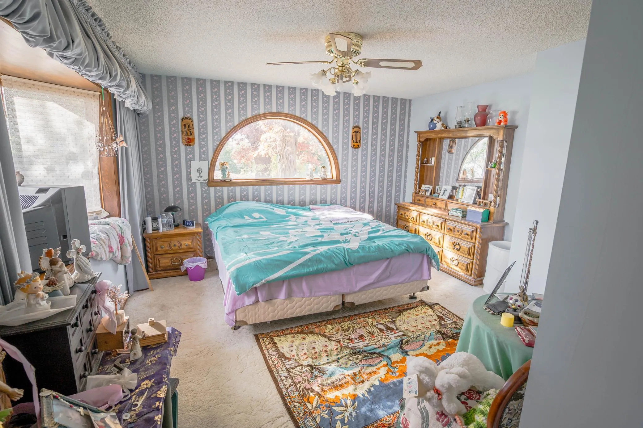 Photo 15 of 9225 Lake Boulevard