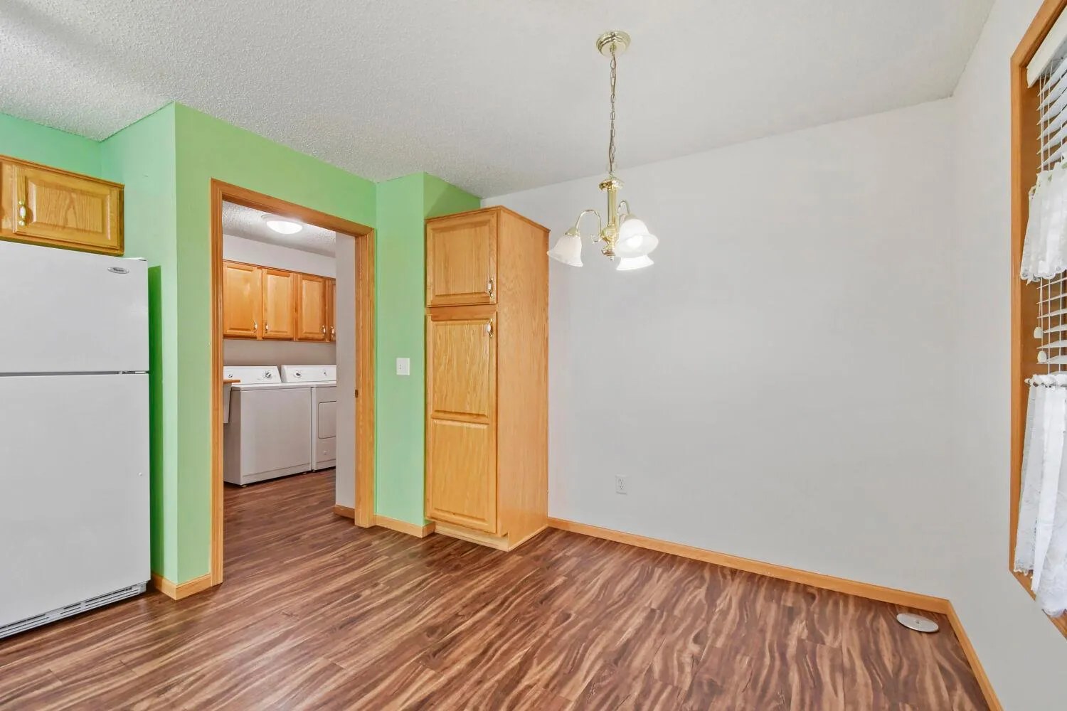 Photo 19 of 7630 Palisades Ne Avenue